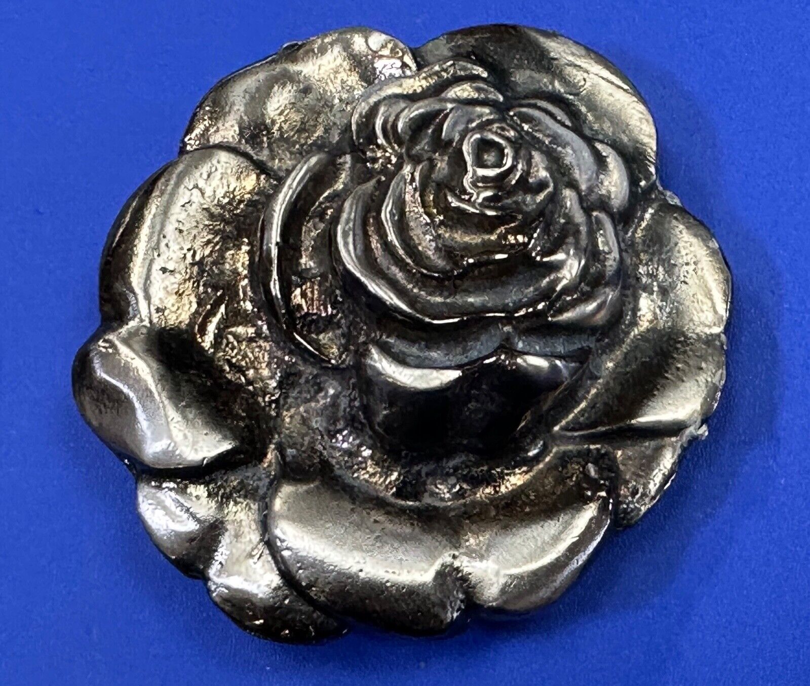 Artisan flower Rose - Vintage silver tone figural belt buckle