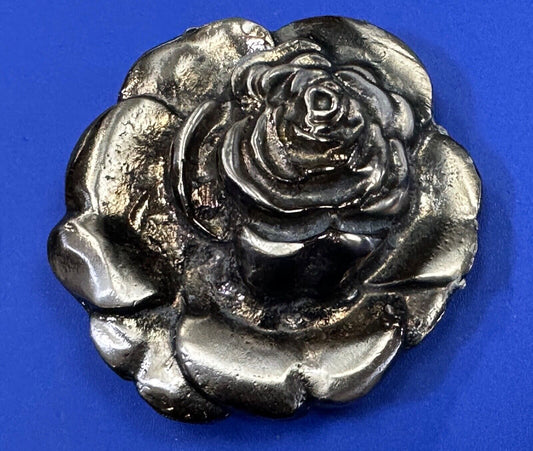 Artisan flower Rose - Vintage silver tone figural belt buckle