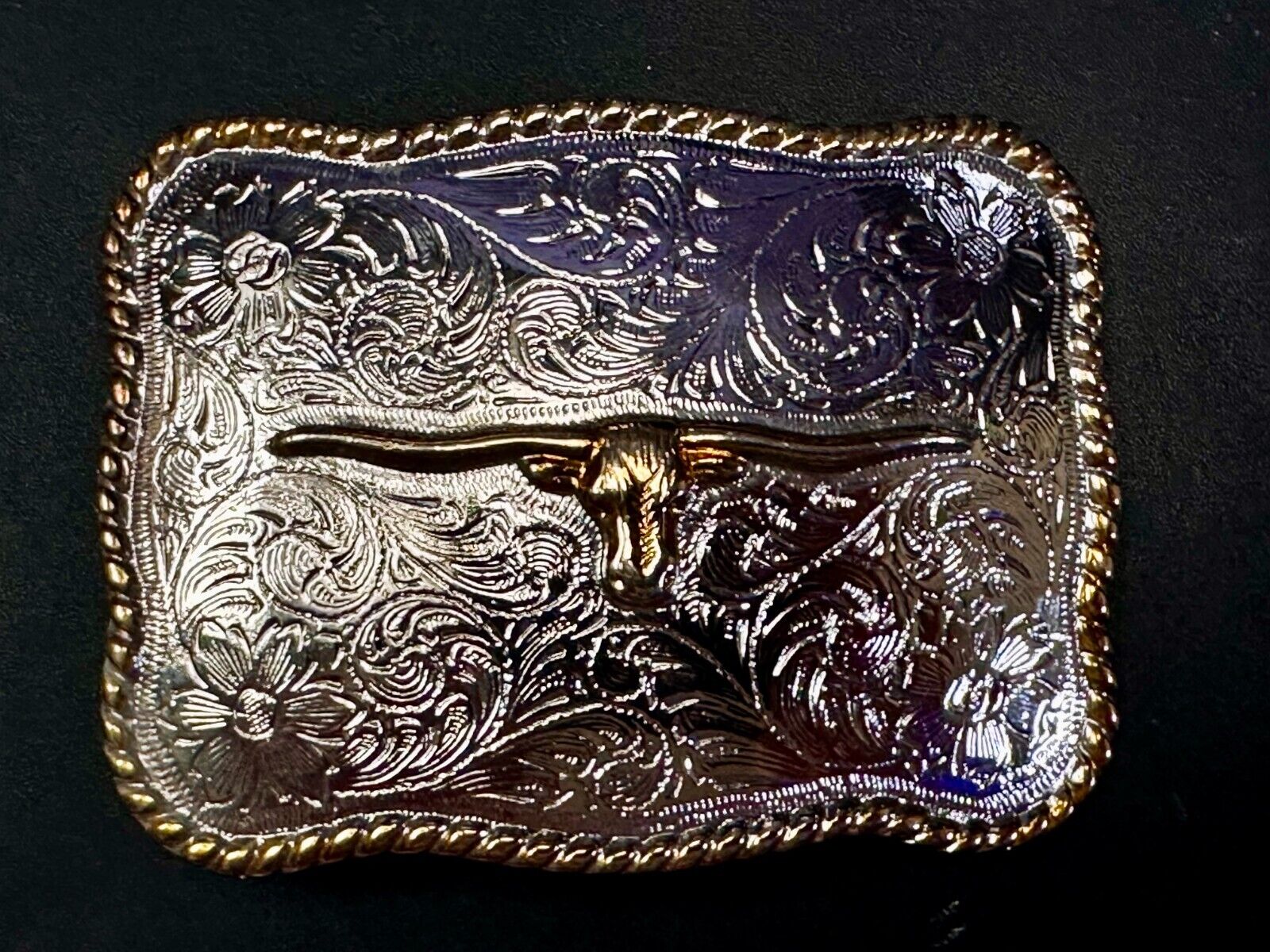 Texas Longhorn Vintage Western Flower Swirl Design Belt Buckle With Rope Boarder