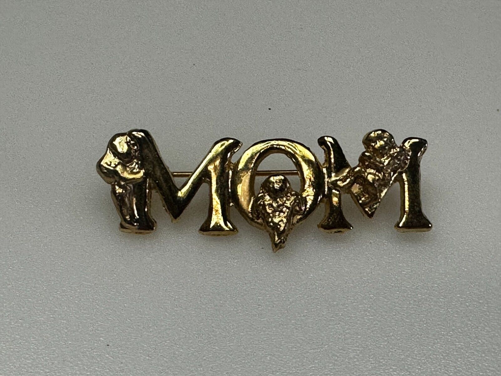 Angel MOM Mothers Day Gift Gold Tone Brooch Pin Signed  L. Razza