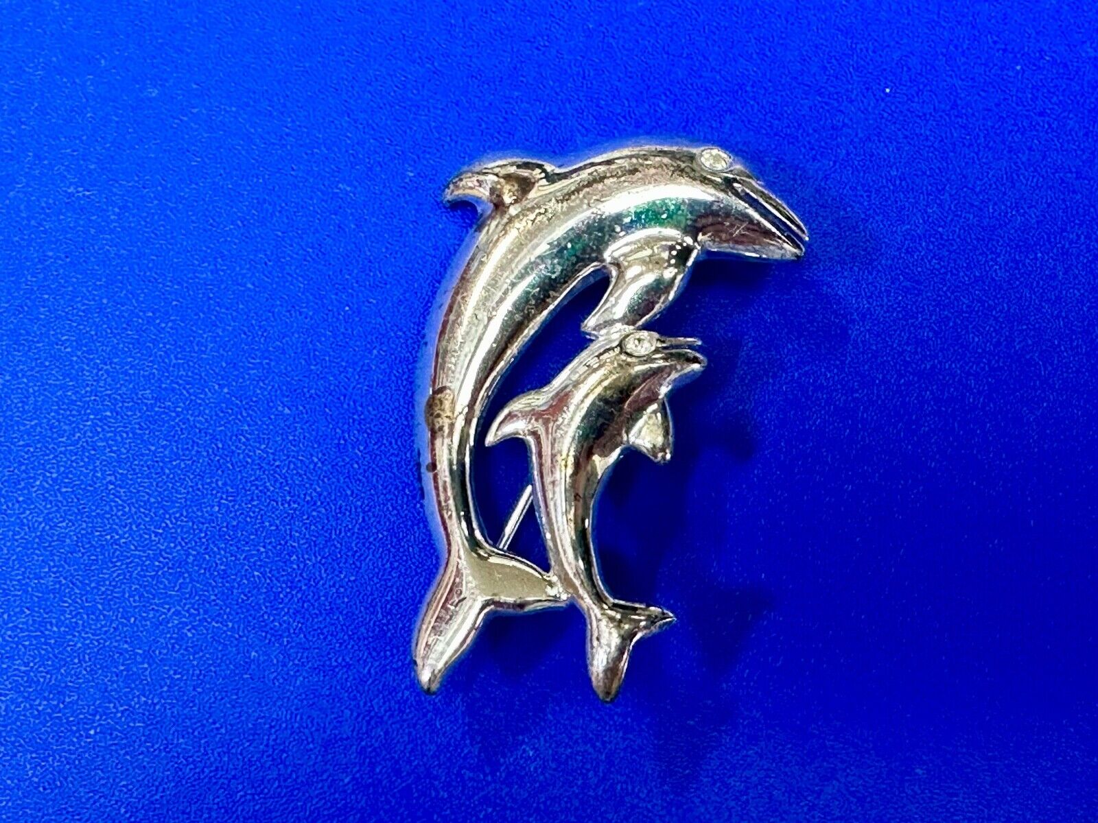 Two  Dolphins Curved Jumping in ocean scene AK Anne Klein Brooch Pin