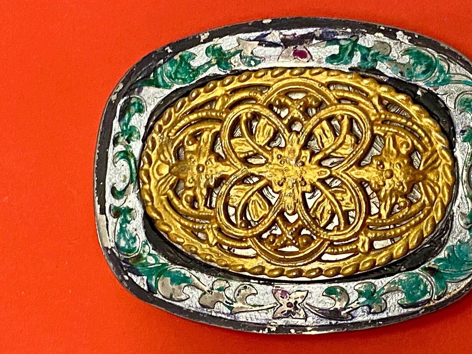 Vintage 4" wide western belt buckle with flower swirl 