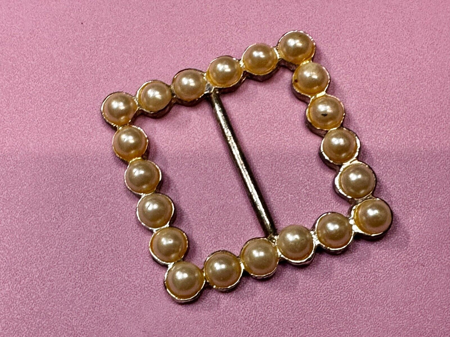 Vintage Faux Pearls Rectangular Gold Tone Plastic Belt Scarf Clip Slide Buckle