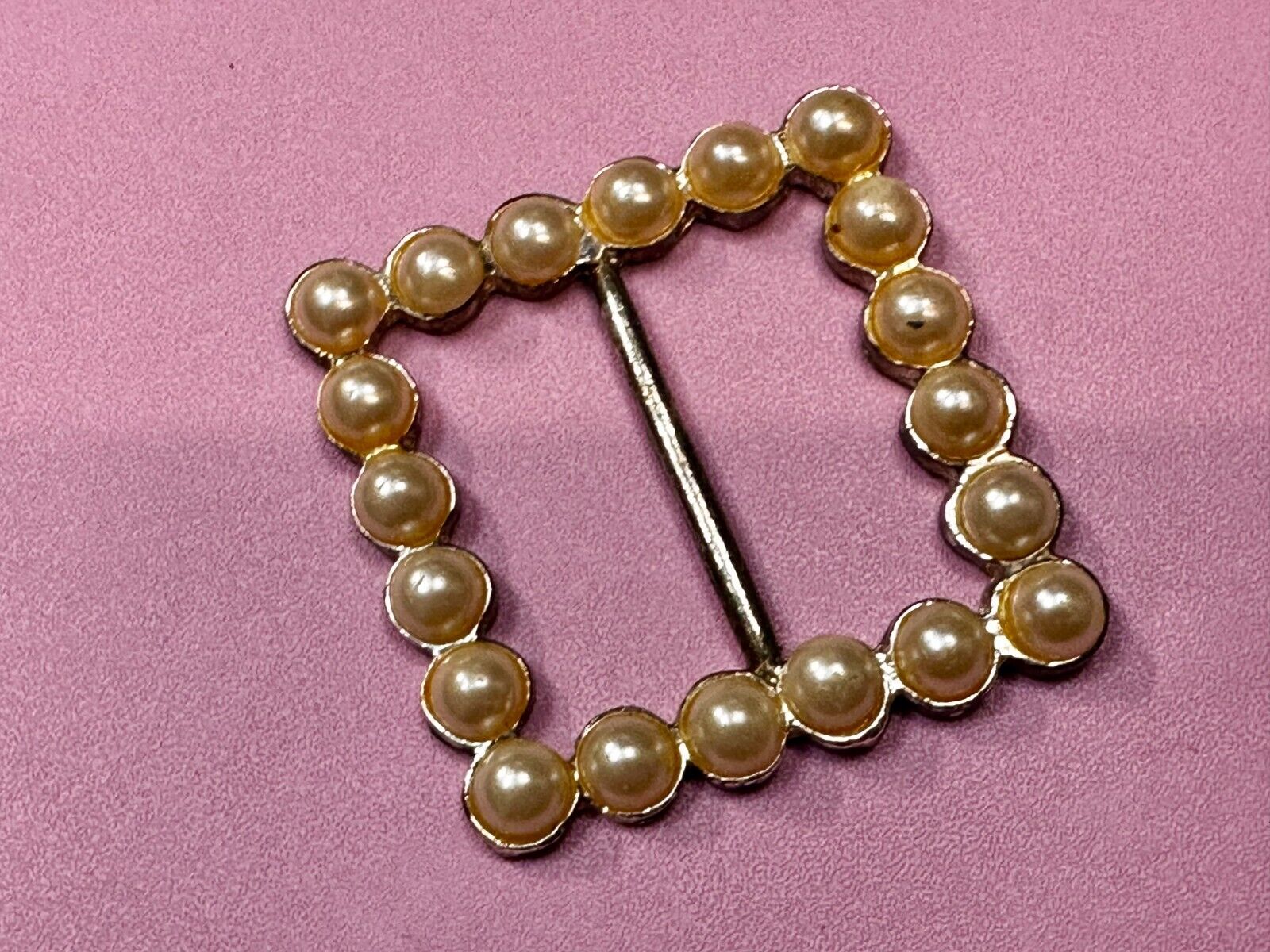 Vintage Faux Pearls Rectangular Gold Tone Plastic Belt Scarf Clip Slide Buckle