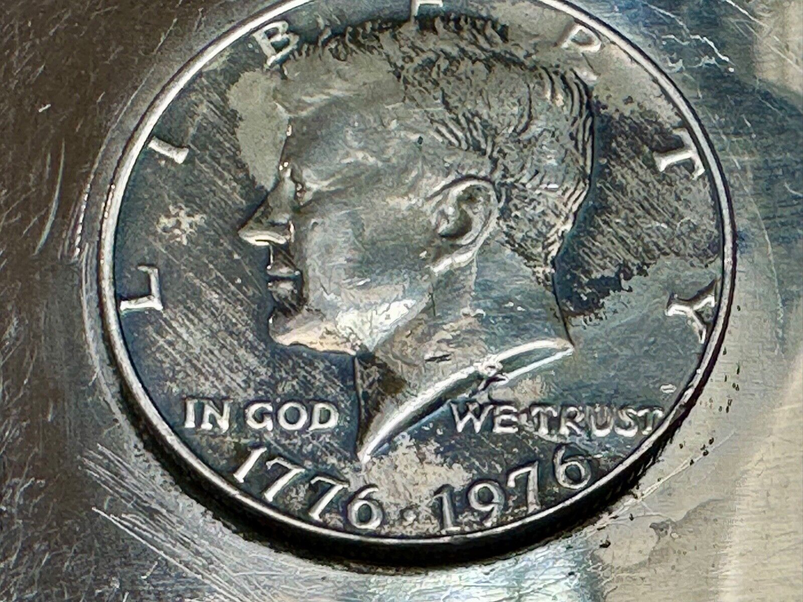Artisan 3 coins Collectors Kennedy Liberty Half Dollar 1776-1976  69 belt buckle