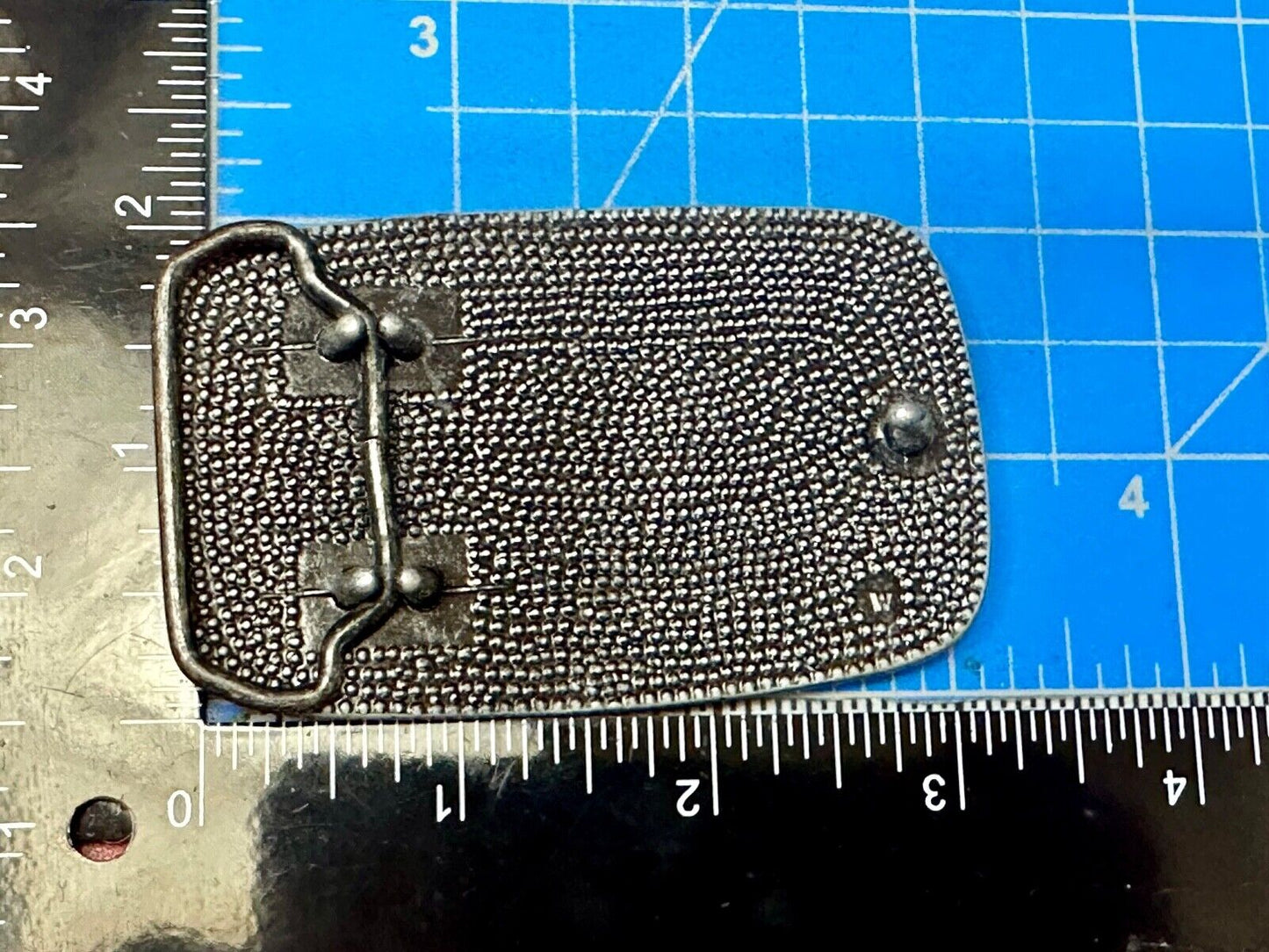 Vintage flower theme etched oval western belt buckle W/ rope border