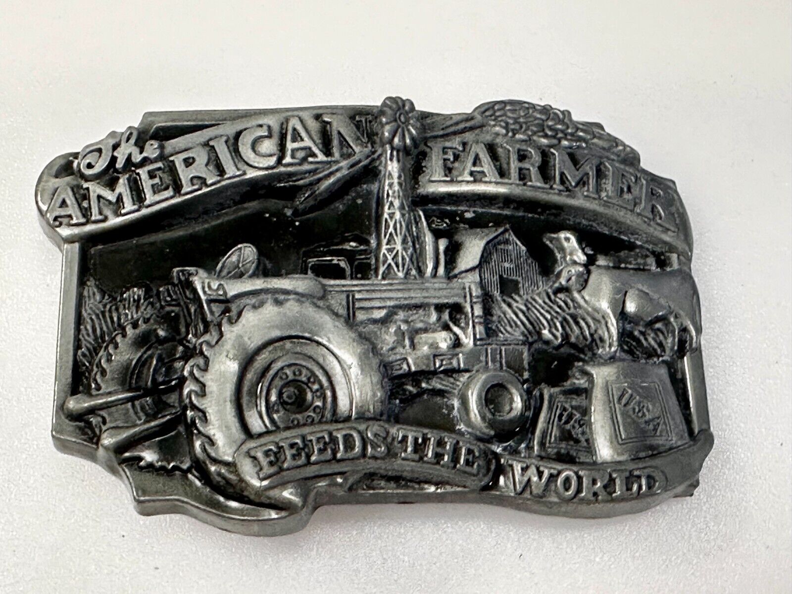 USA American Farmer Feeds The World Farm Barn Tractor Silver Color Belt Buckle