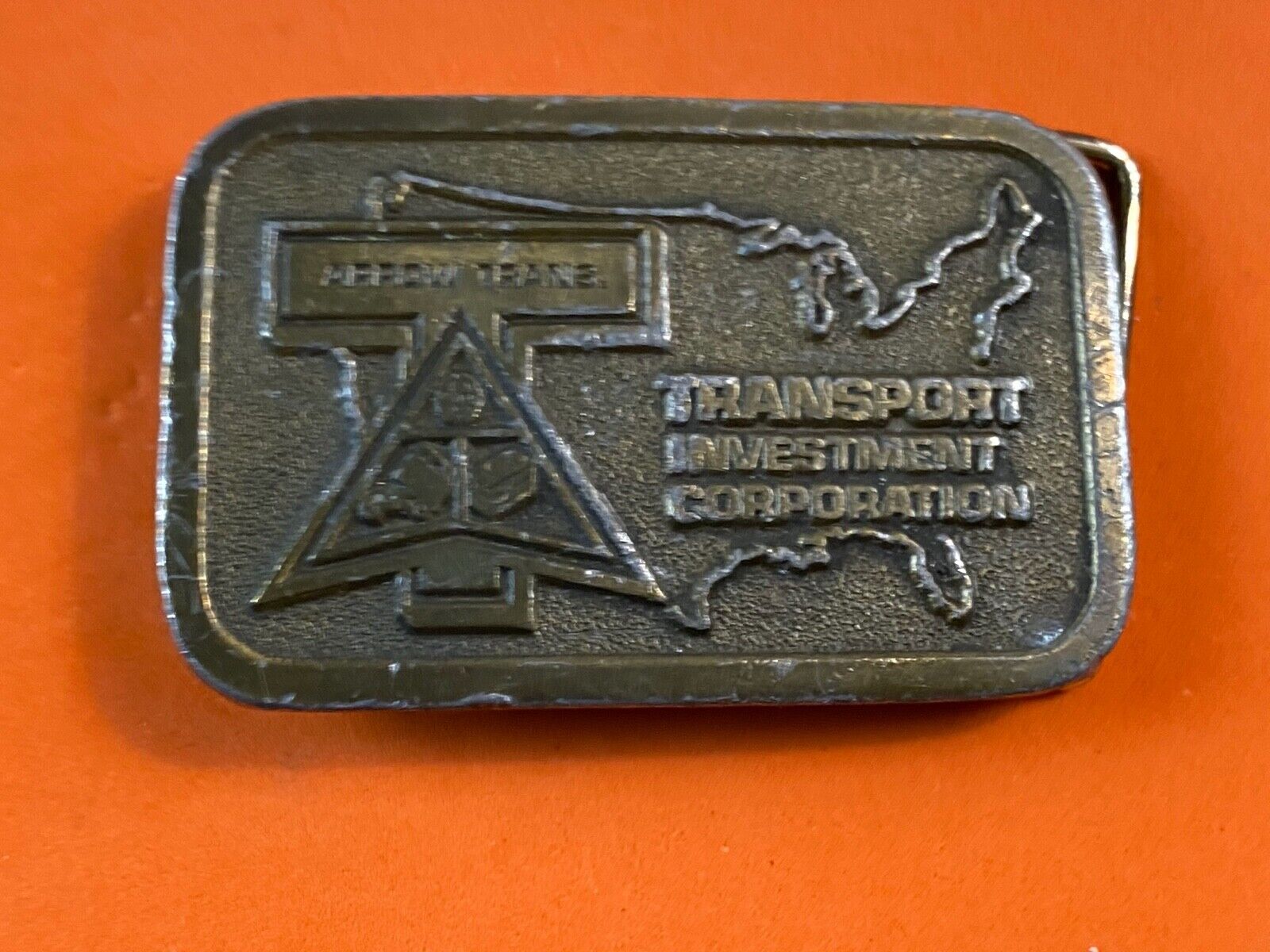 Arrow Transport investment corp. belt buckle by hitline