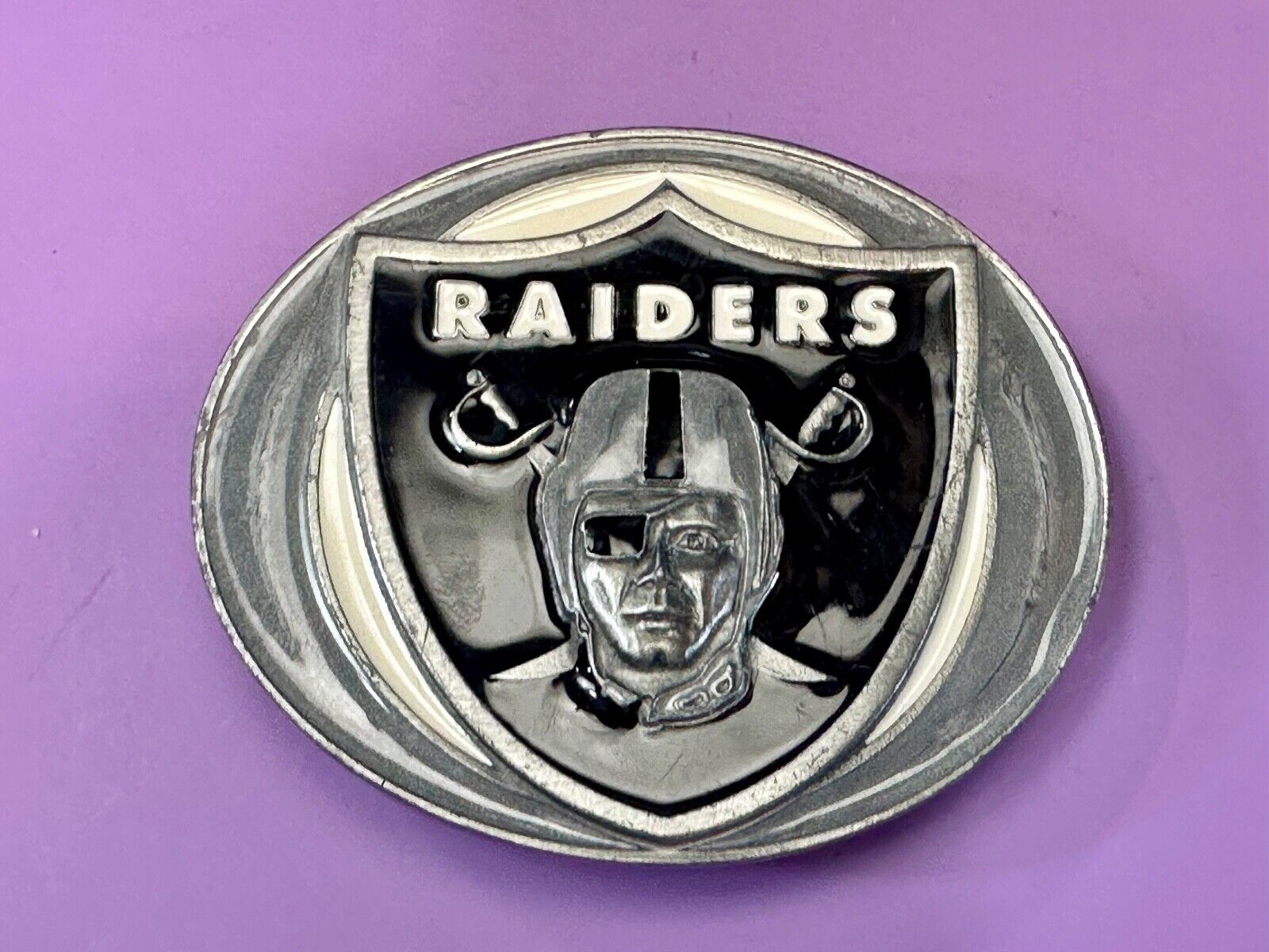2003 Oakland Raiders NFL Football Commemorative Belt Buckle
