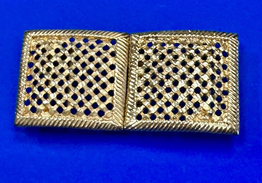 Basket Weave Pattern Vintage Two-piece interlocking gold tone belt buckle