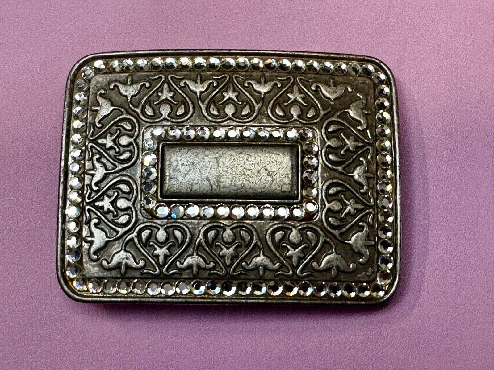 Vintage Floral flower swirl design belt buckle with two rhinestone boarders