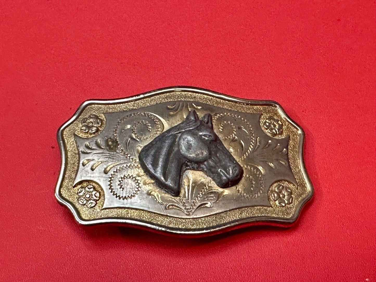 Vintage Horse head - Two tone western flower swirl belt buckle