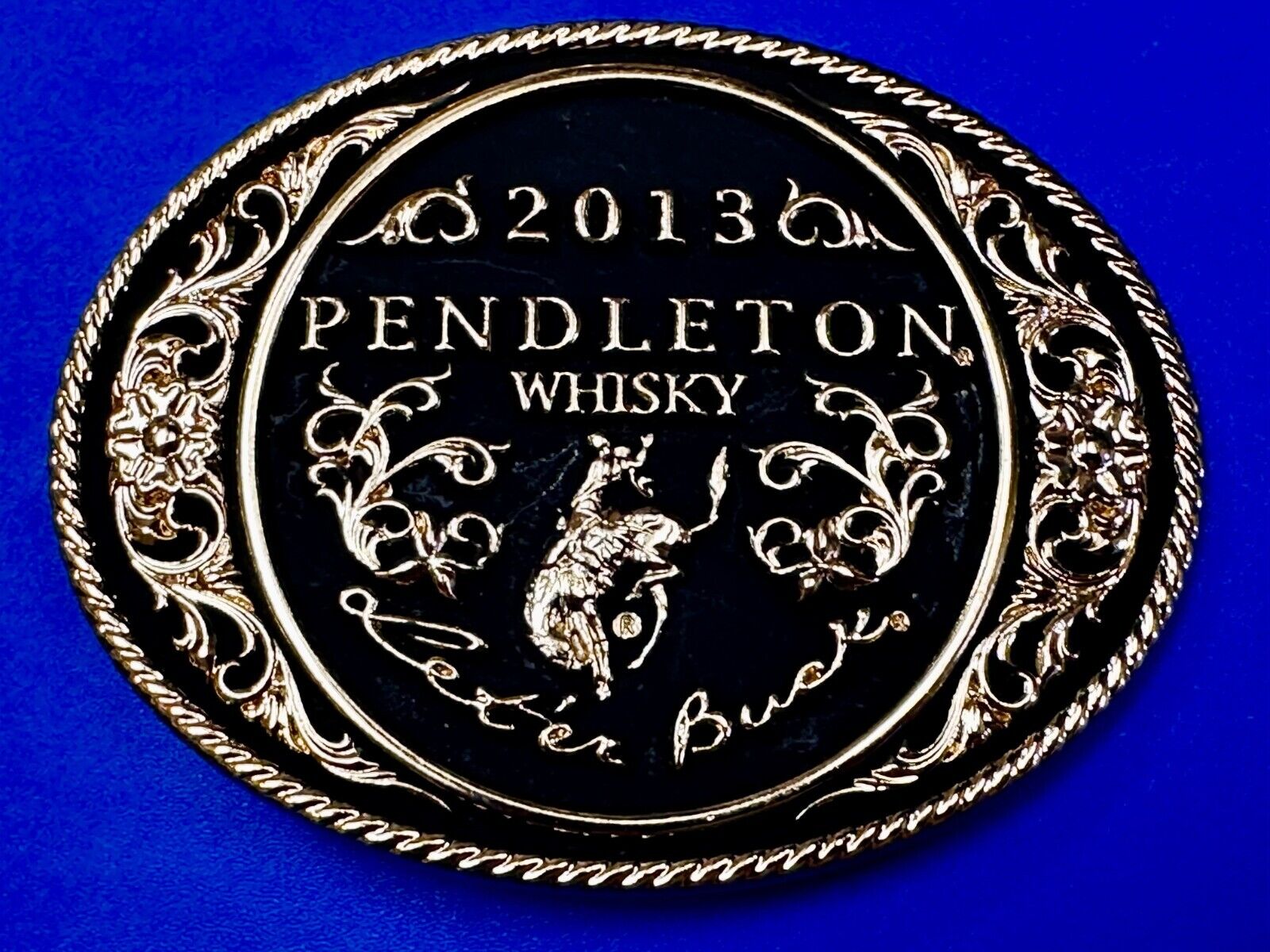 2013 Pendleton Whiskey Let'er Buck Rodeo Cowboy Montana Silversmiths Belt Buckle