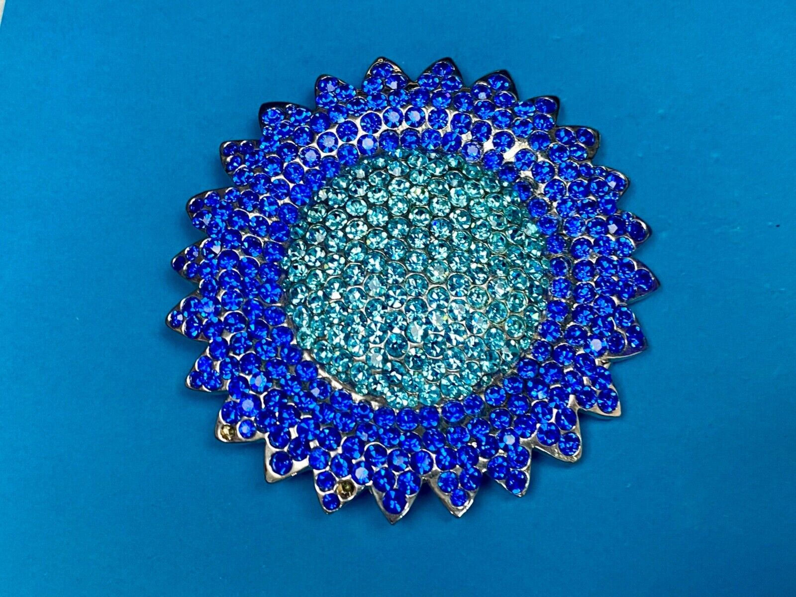 A Blue Green Sea Of Rhinestones - Starburst Cutout Belt Buckle
