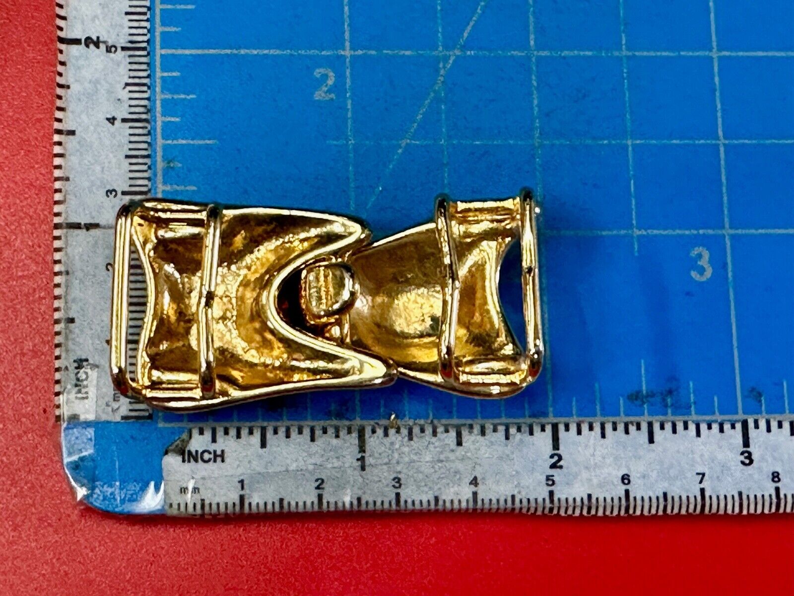 Two piece gold tone Retro shape style interconnecting vintage belt buckle