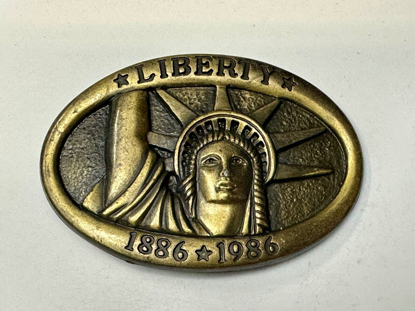 100 year Anniversary 1986 Statue of Lady Liberty Brass tone Belt Buckle