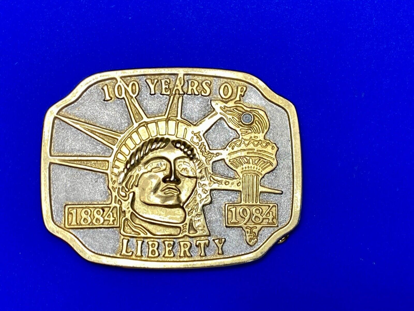 100 YEARS OF LADY LIBERTY -  1986 New York City commemorative belt buckle