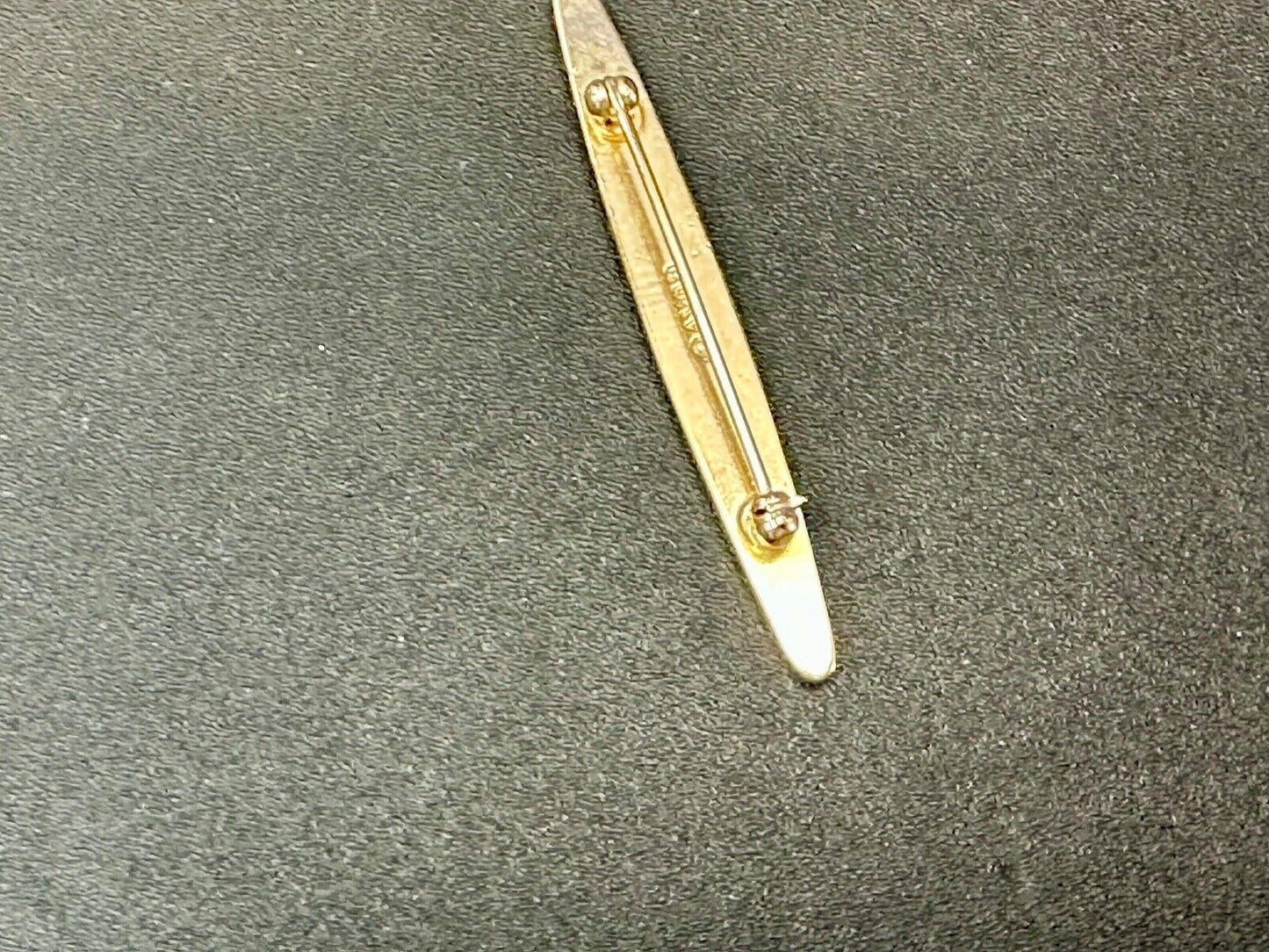 vintage Avon signed gold tone brooch pin