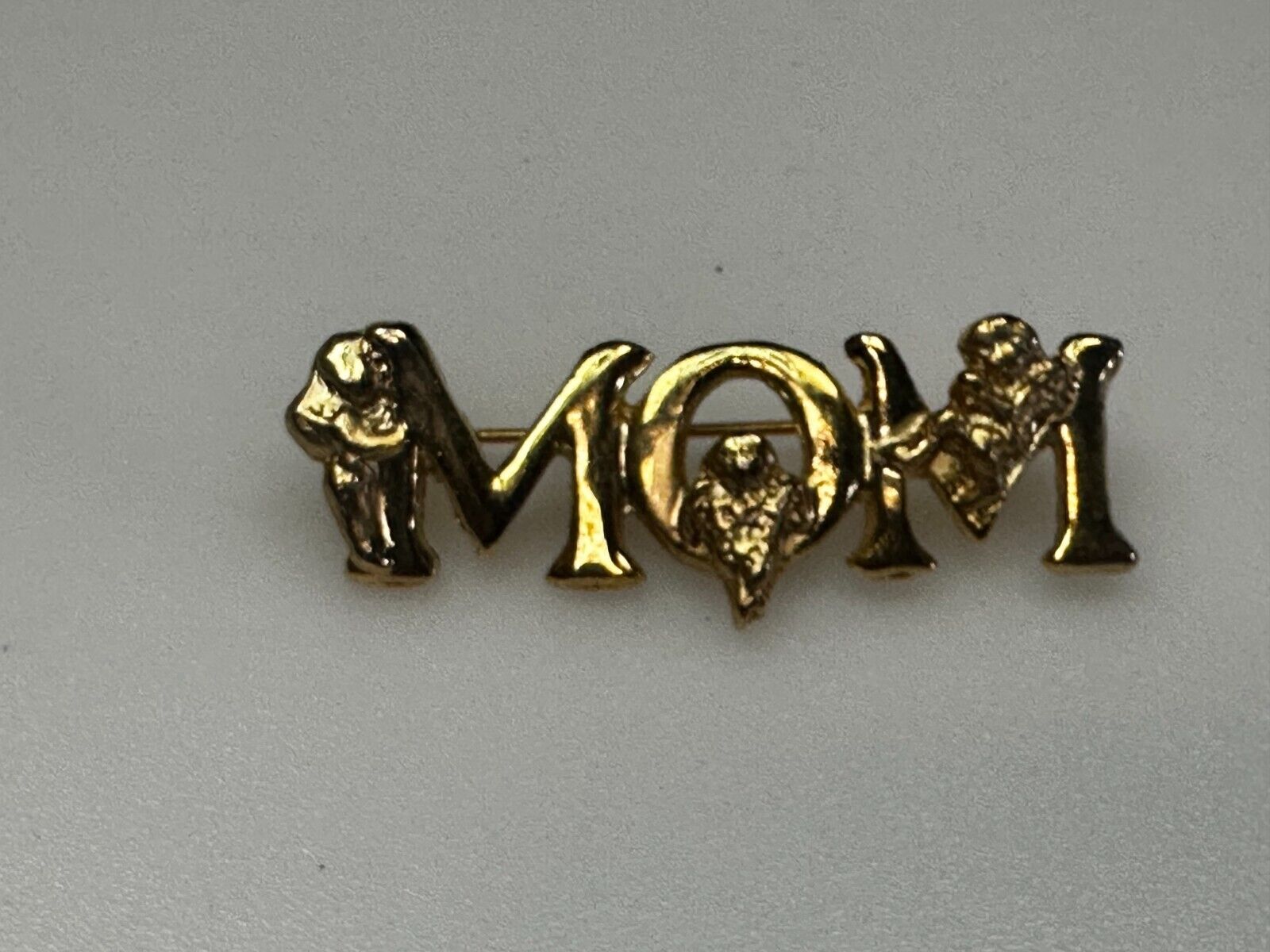 Angel MOM Mothers Day Gift Gold Tone Brooch Pin Signed  L. Razza