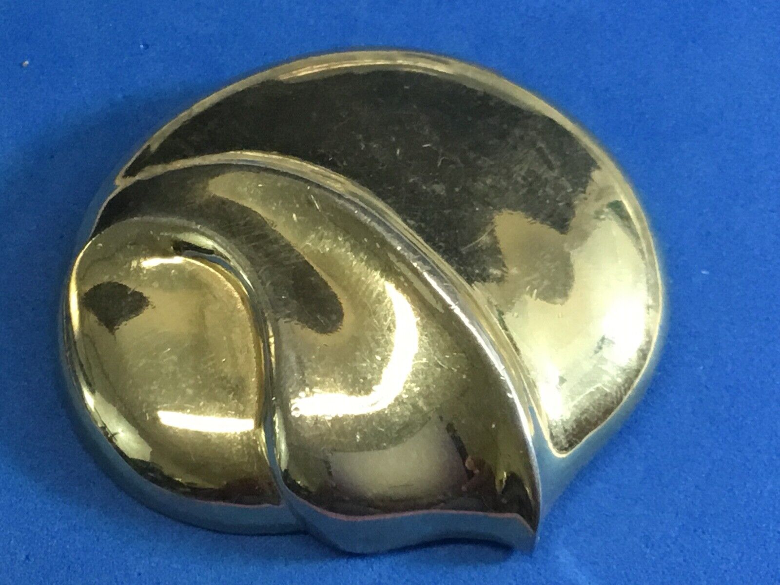Vintage  Mjent M Jent gold tone pin brooch