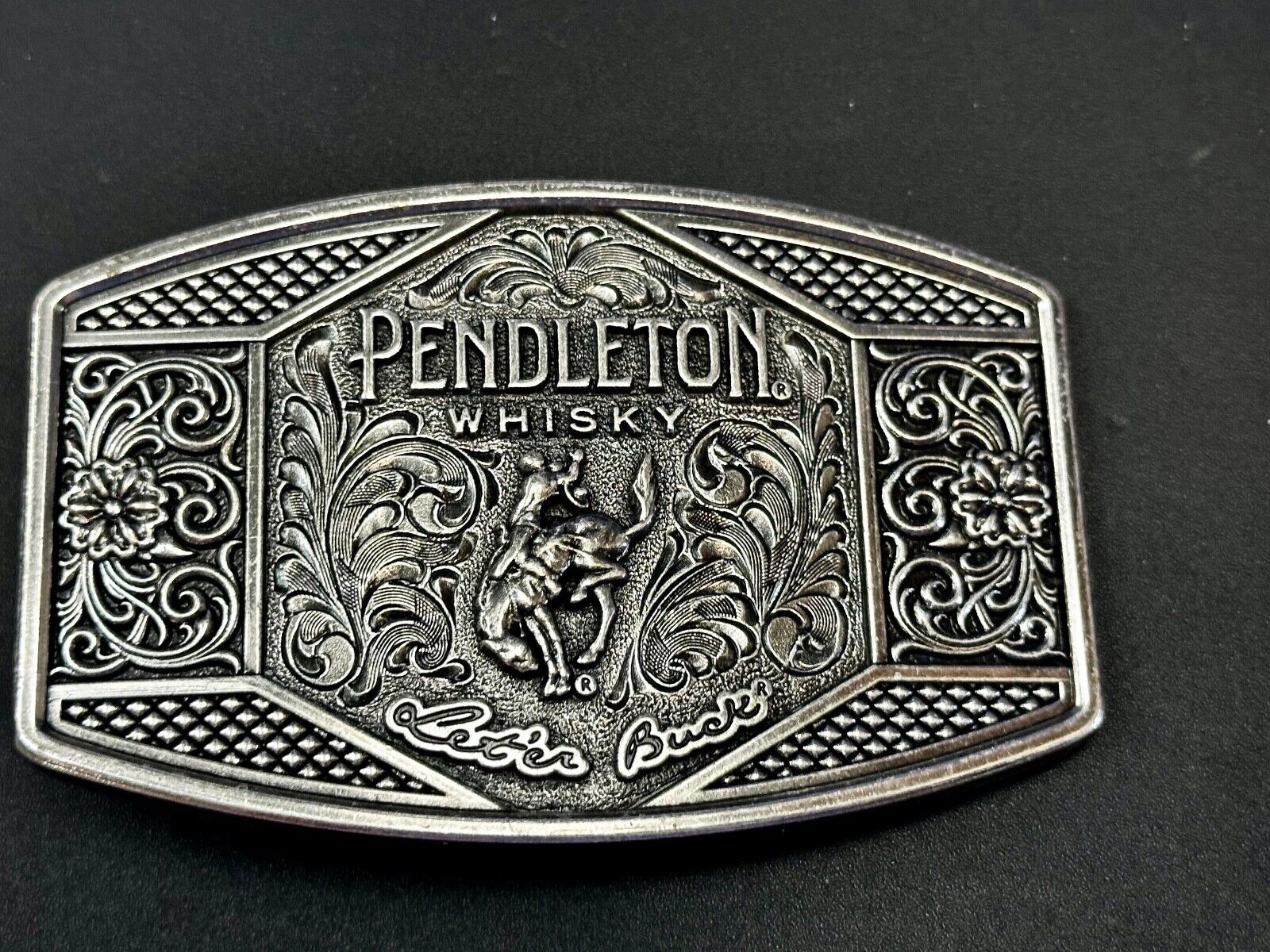 2022 Pendleton Whisky Let'er Buck Montana Silversmith Rodeo Cowboys Belt Buckle