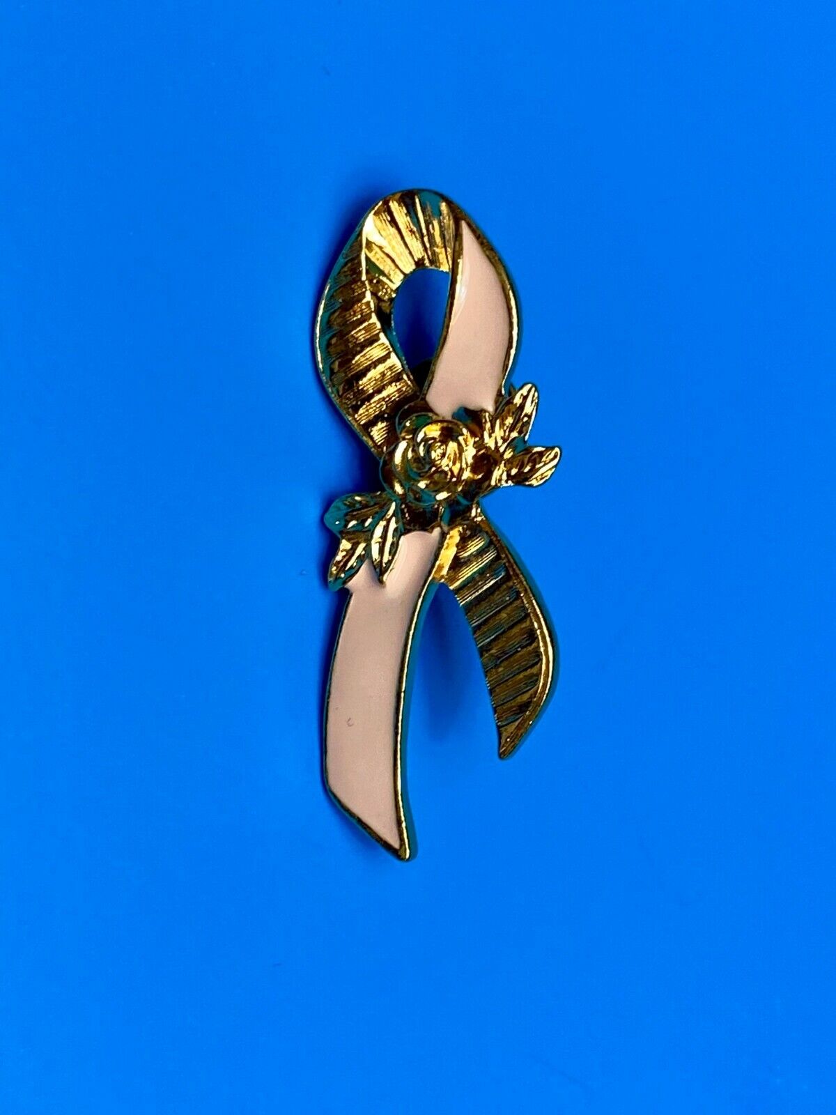 Vintage Avon Breast Cancer Awareness Lapel Pin Pink Ribbon Roses Brooch Pin