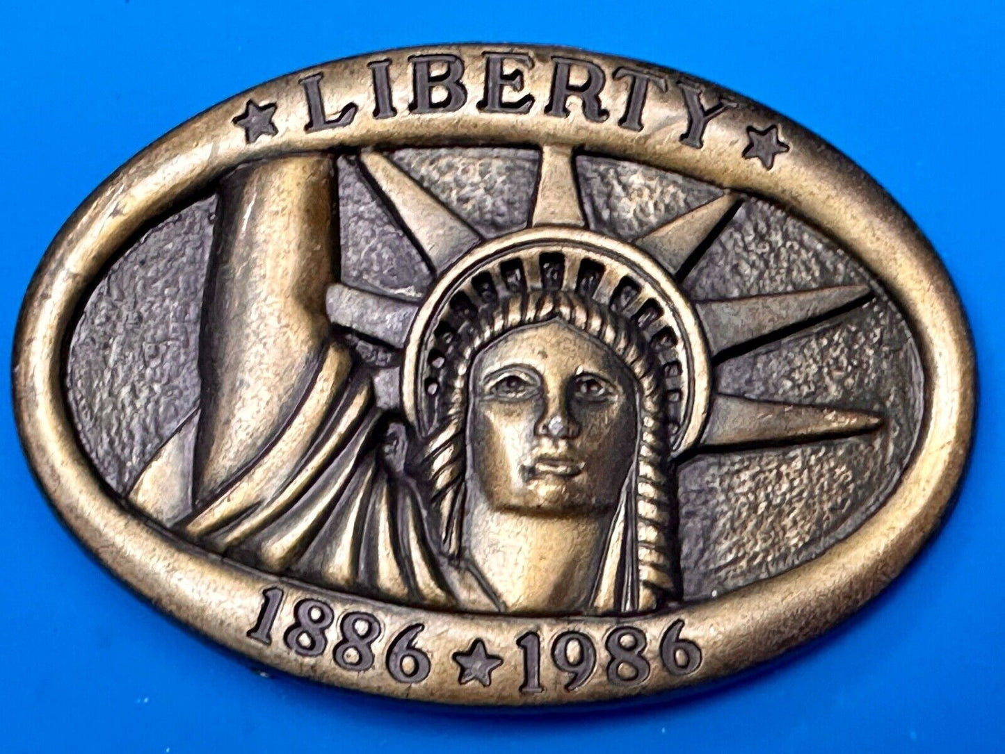 100 year Anniversary 1986 Statue of Lady Liberty Brass tone Belt Buckle