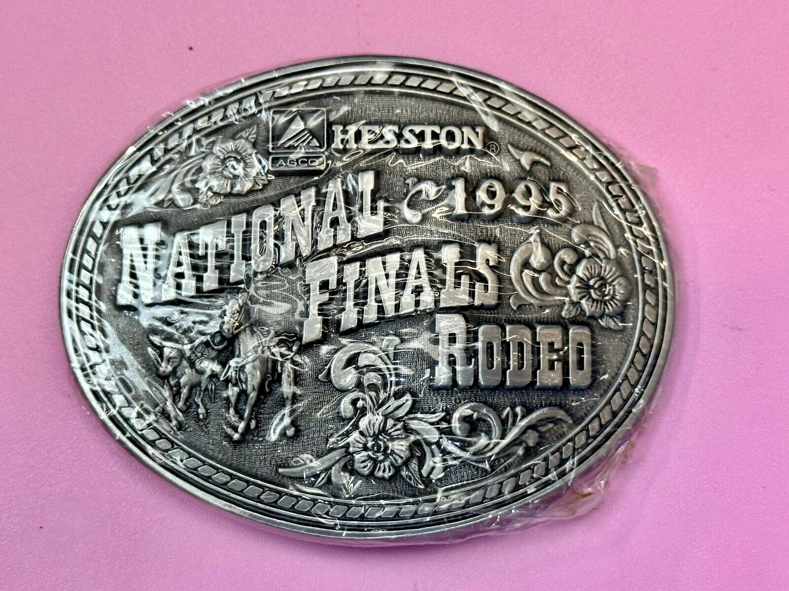 1995 Hesston National Finals Rodeo NFR Collector Award Design Medals Belt Buckle