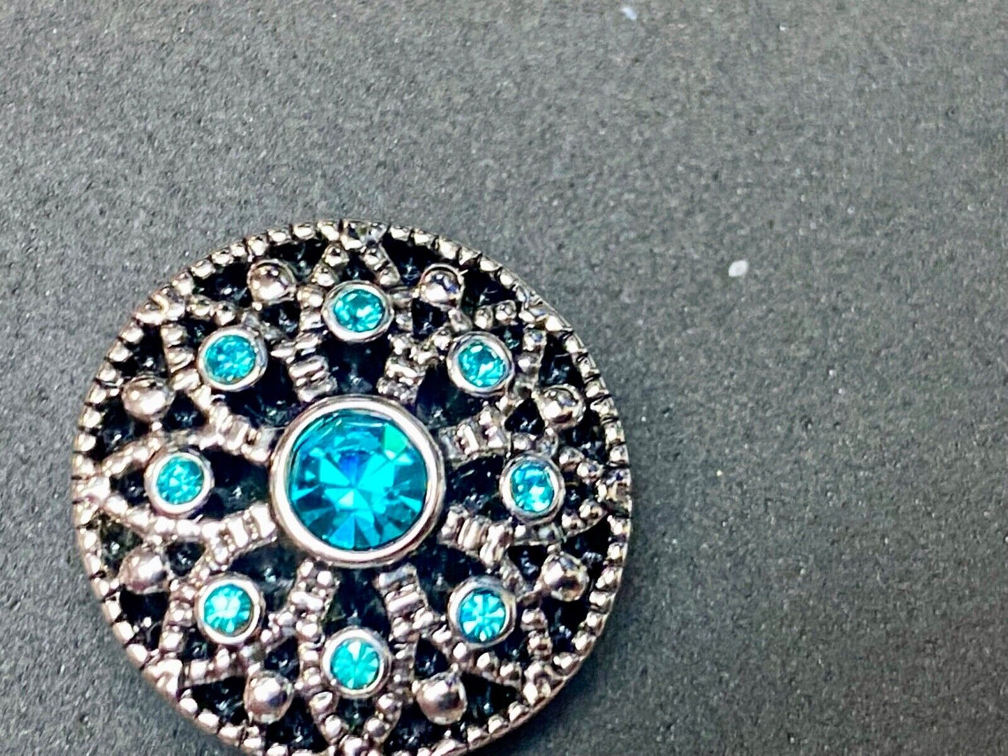 Turquoise blue color Rhinestone Accented 18mm silver tone Ginger Snaps
