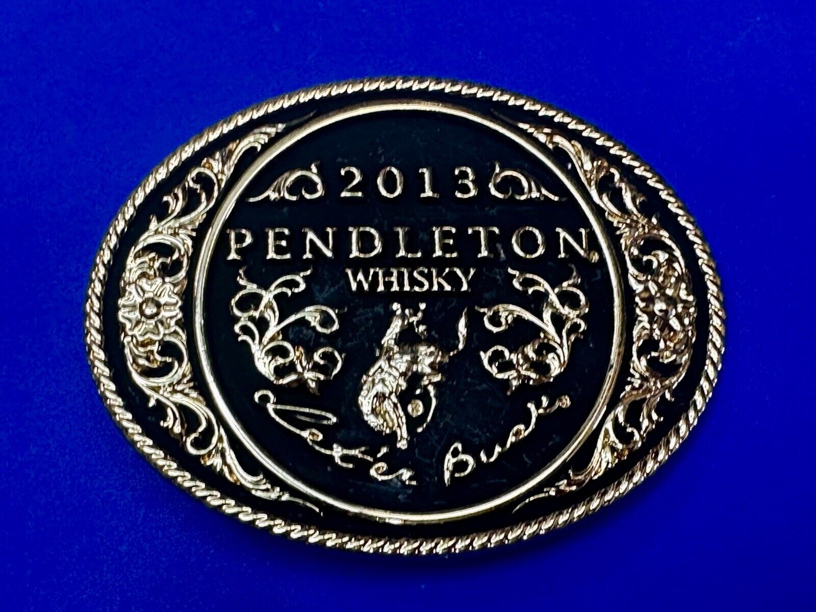 2012 Pendleton Whisky Let'er Buck Montana Silversmith Rodeo Cowboys Belt Buckle