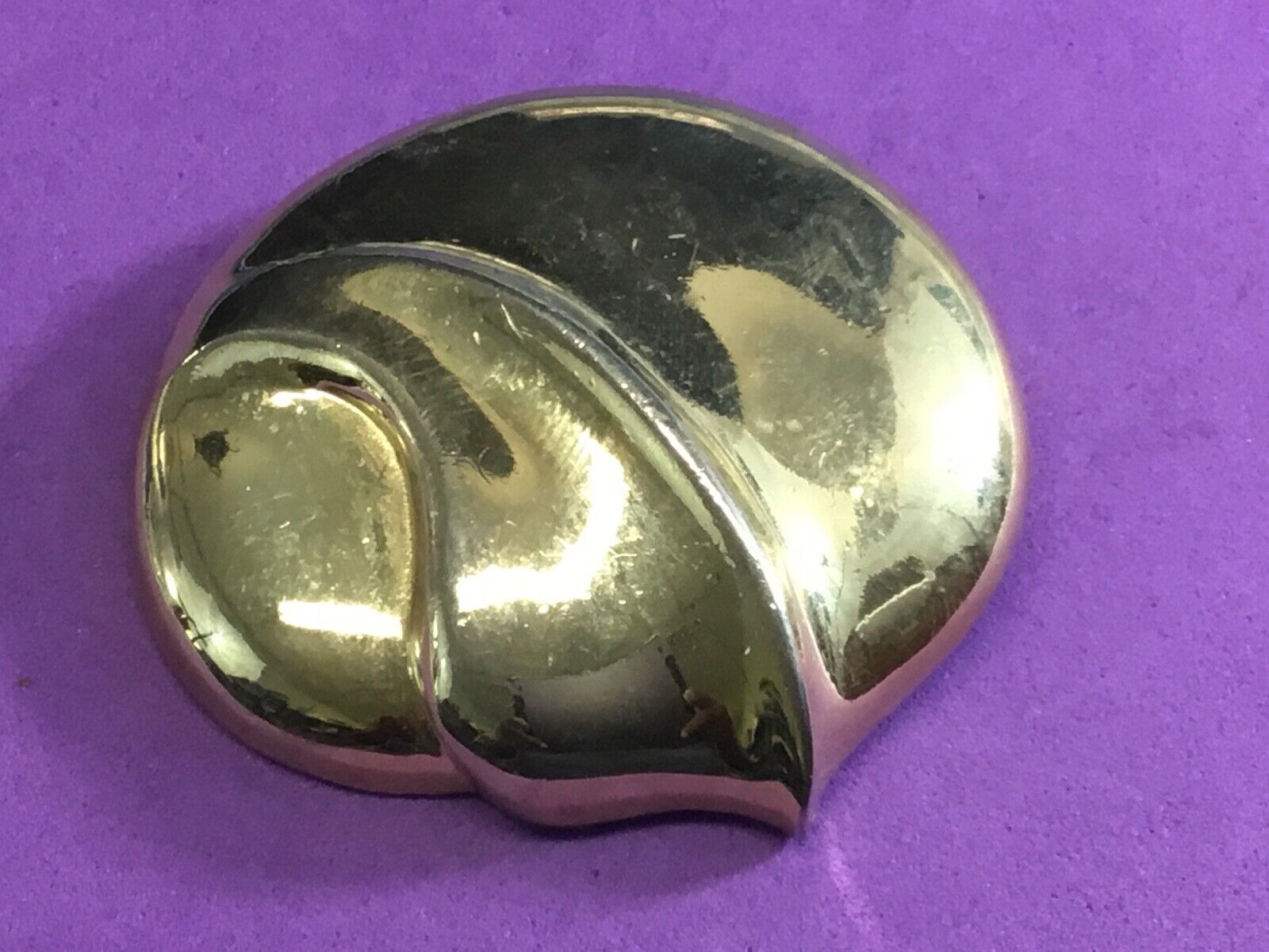 Vintage  Mjent M Jent gold tone pin brooch