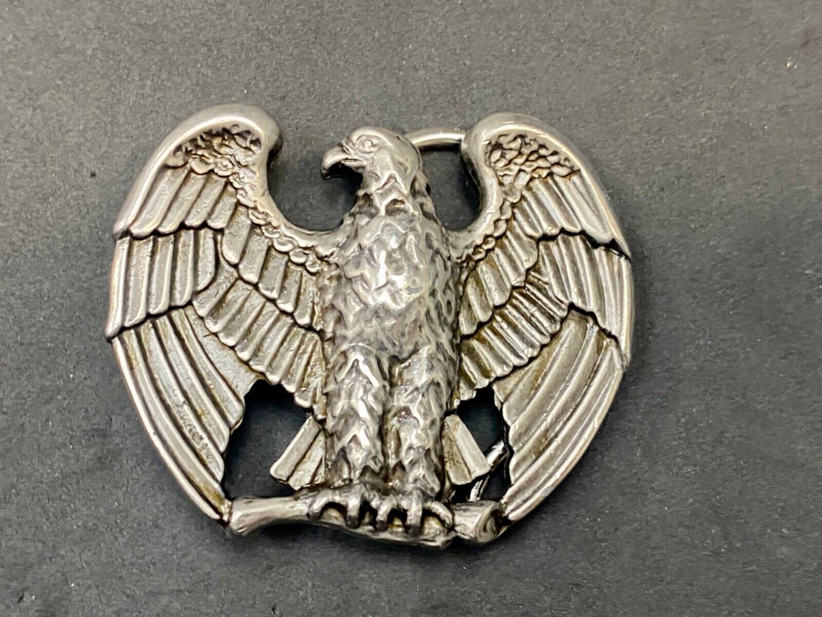 Vintage Avon 1970s Patriotic American Eagle Silver Tone belt buckle