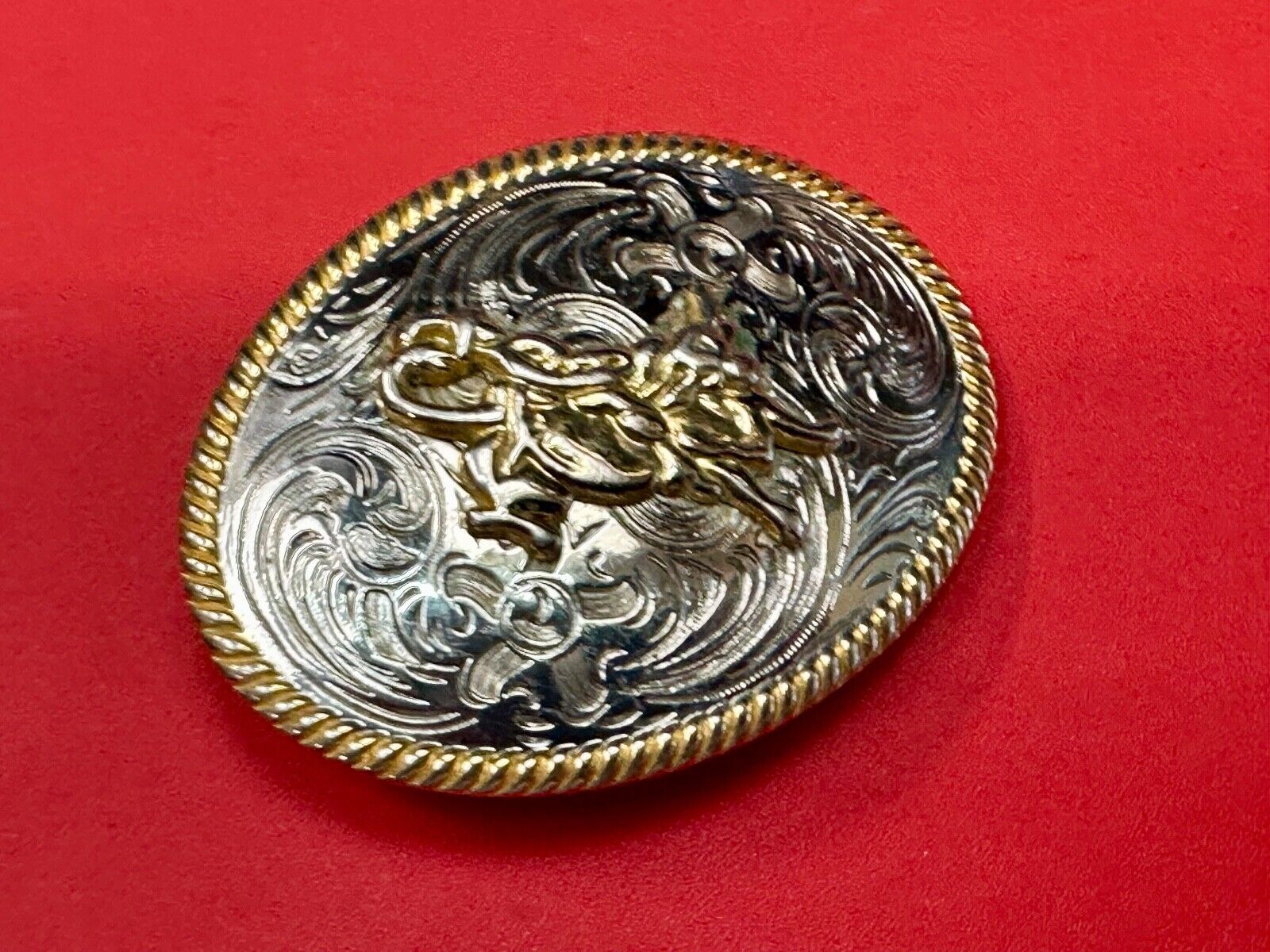 2.5" wide Two tone Vintage western rodeo cowboy belt buckle.