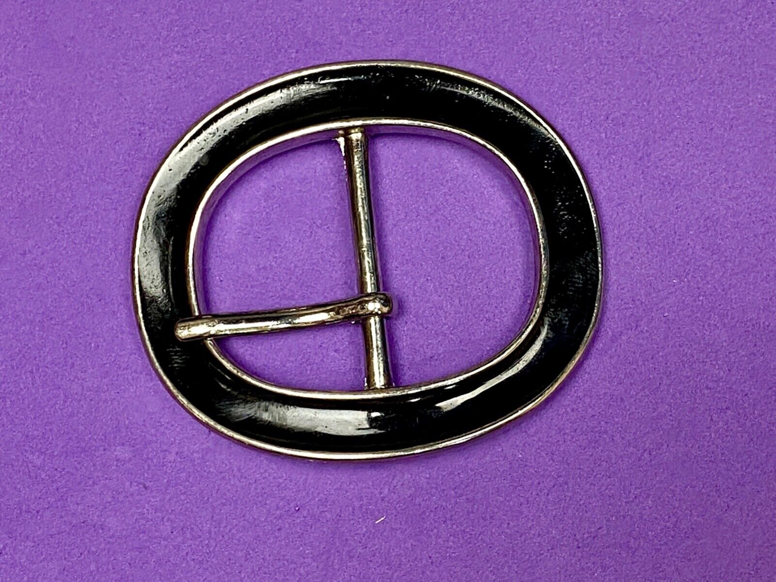 3" Wide Formal Silver And Black Color Oval Belt Buckle - Retro Vibe