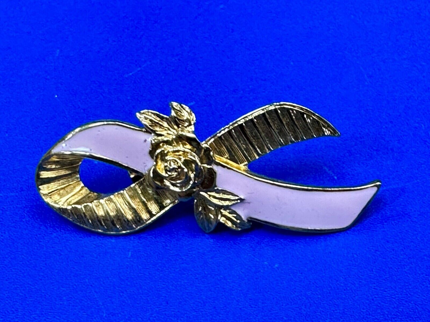 Avon Gold Tone Pink Enamel Ribbon Breast Cancer Awareness Brooch Pin 2"