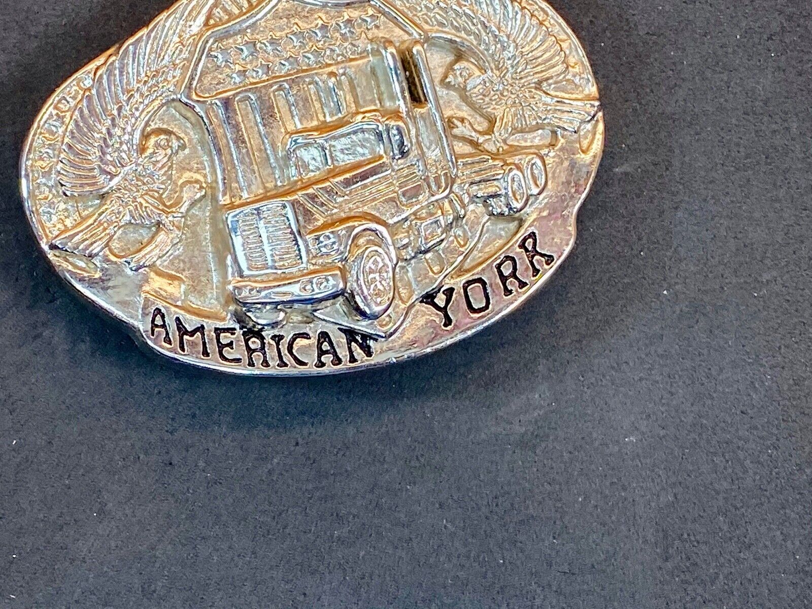 Vintage American Yorr Belt Buckle - Semi Tractor Truck Driver Big Rig 18 Wheeler