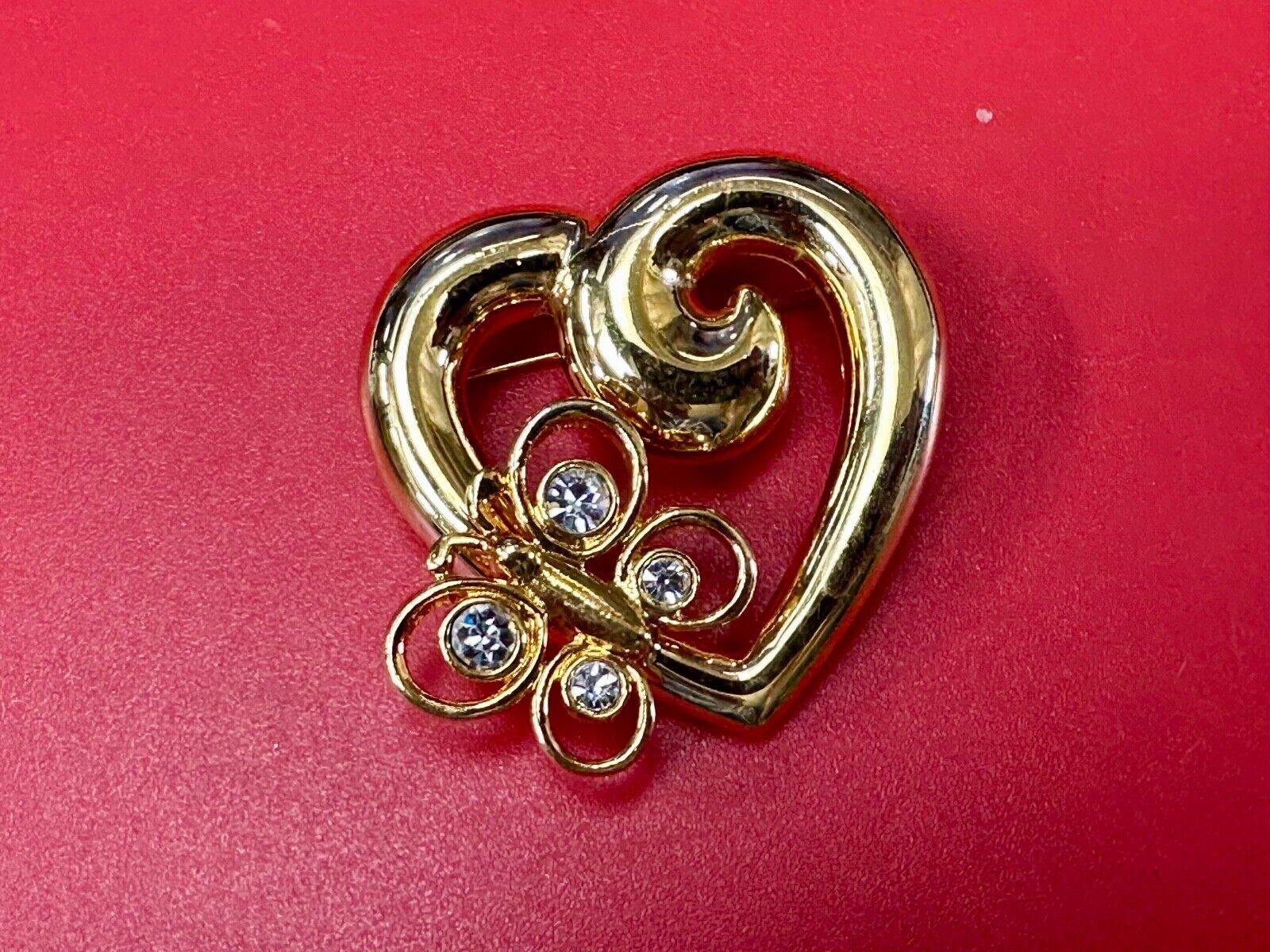 AK Anne Klein signed gold tone heart with rhinestone butterfly Brooch Pin