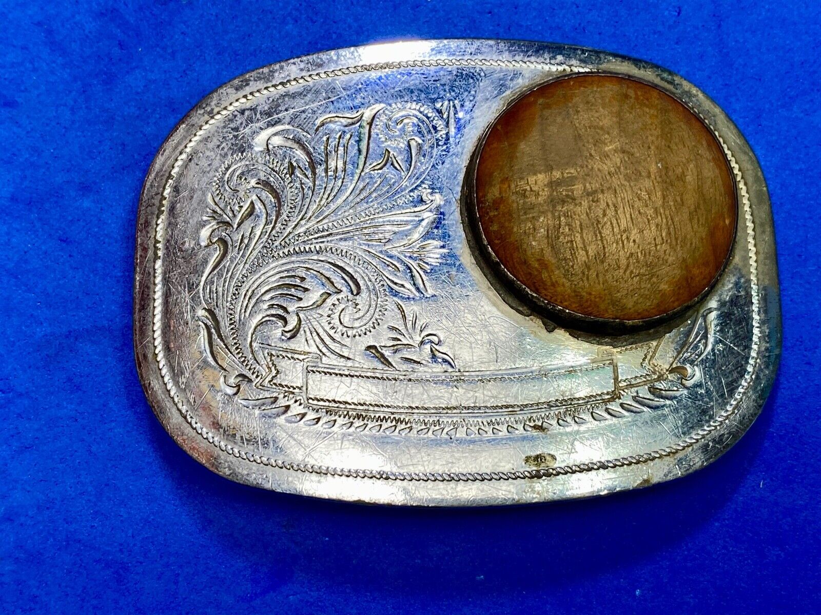 Very Different Wood Centerpiece On Western Flower Swirl Blank Ribbon Belt Buckle