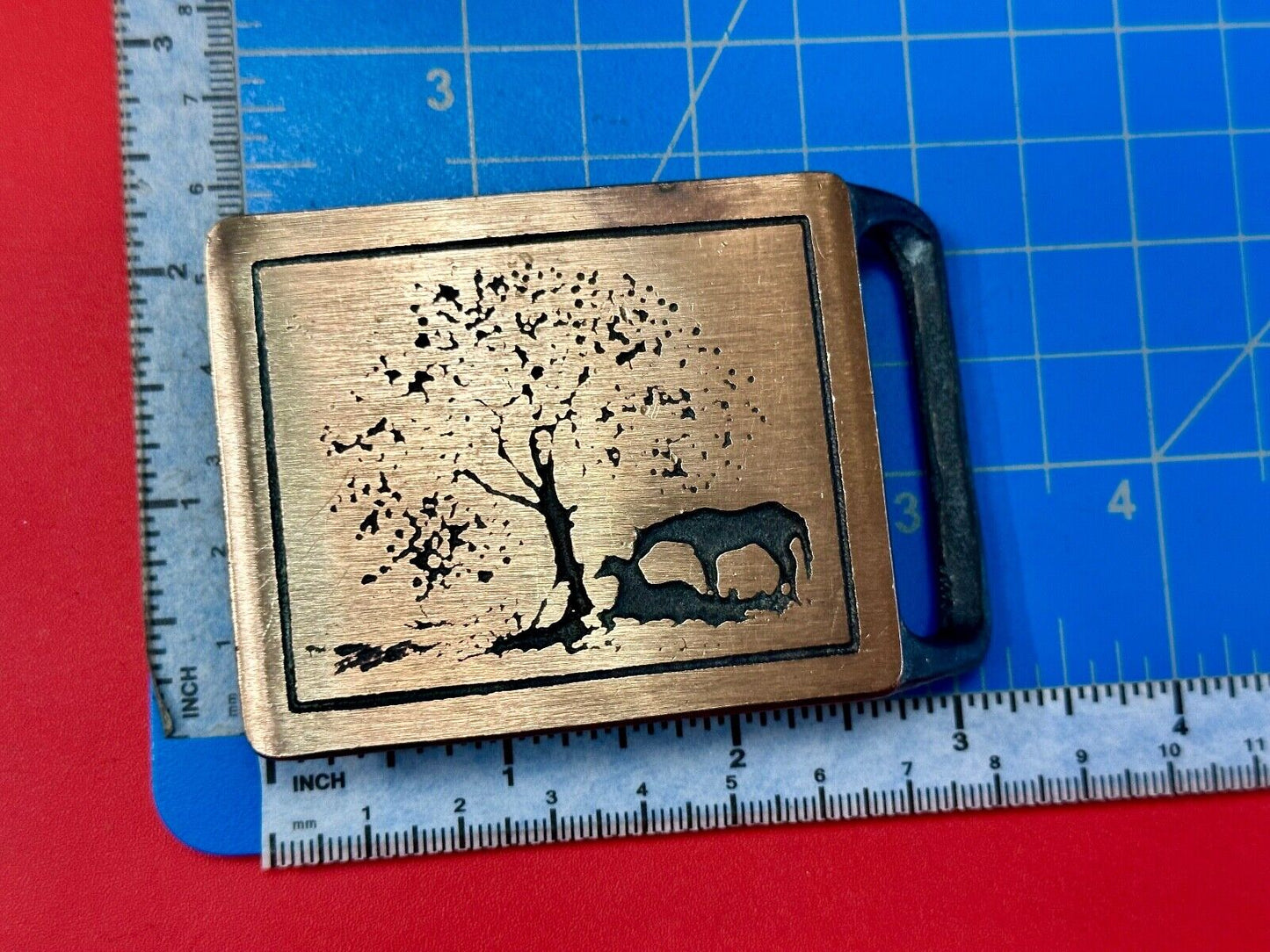 TWO HORSES TECH-ETHER GUILD Vintage art Horse lovers belt buckle
