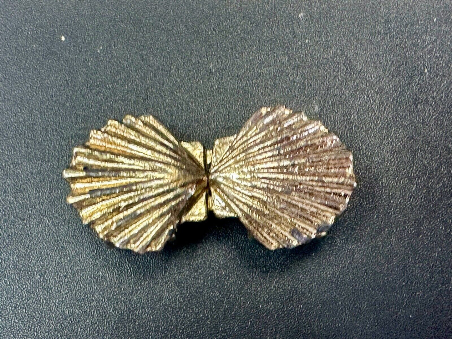Two piece Clam Shells interconnecting vintage small belt buckle Signed