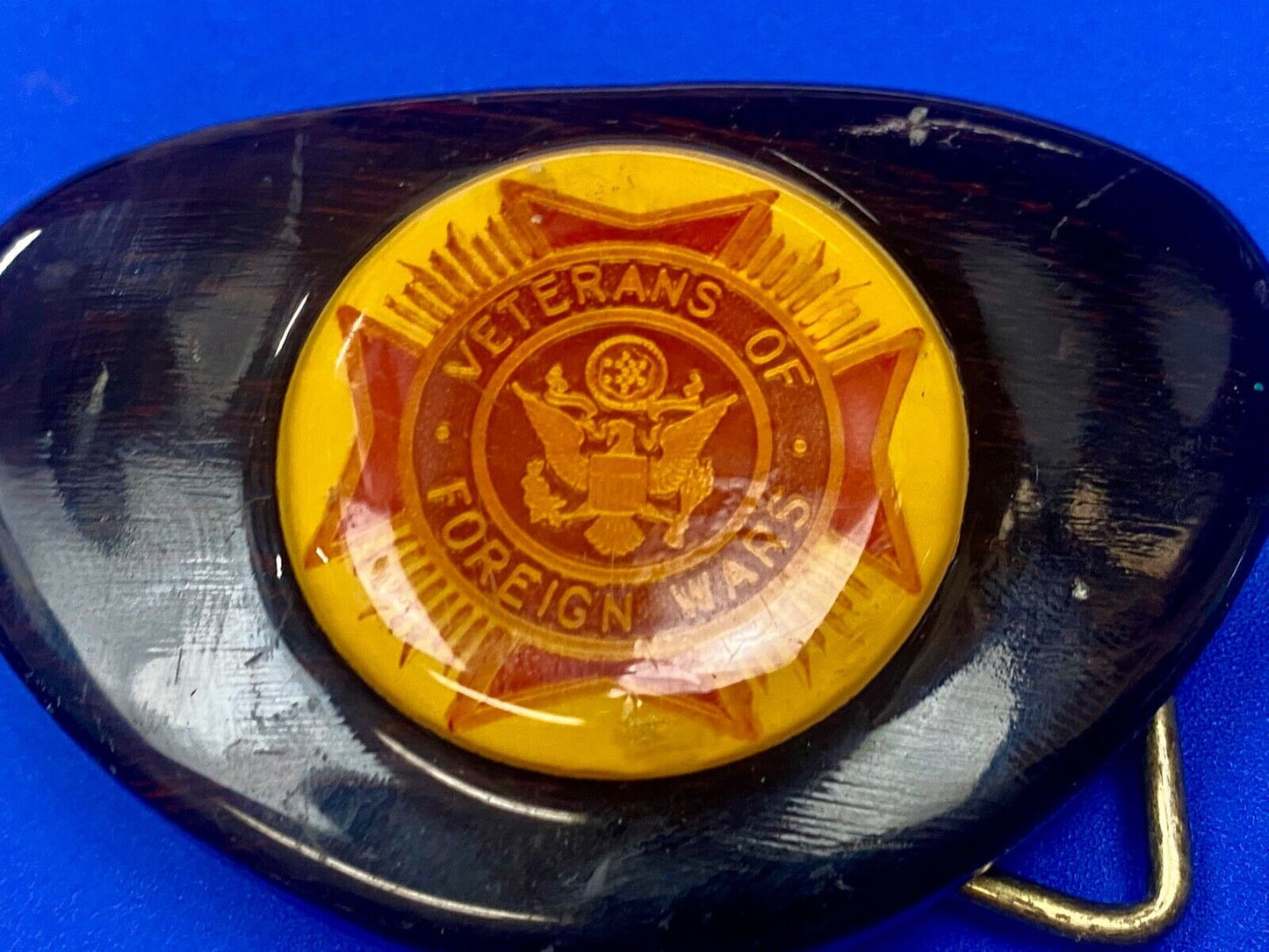 VETERANS OF FOREIGN WARS MILITARY ENAMIL COVERED CENTER COIN STYLE BELT BUCKLE