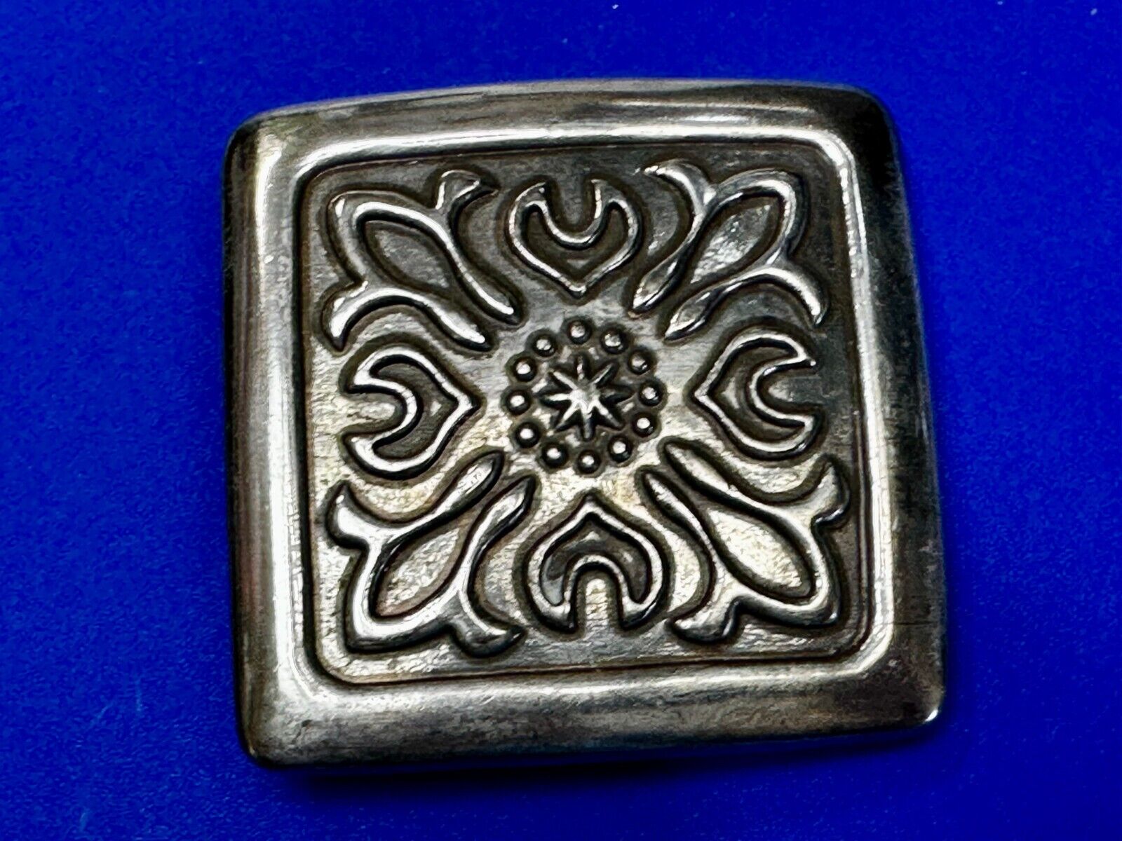 Tribal Ethnic Pattern Hippy Boho Silver Tone Belt Buckle Made in Taiwan