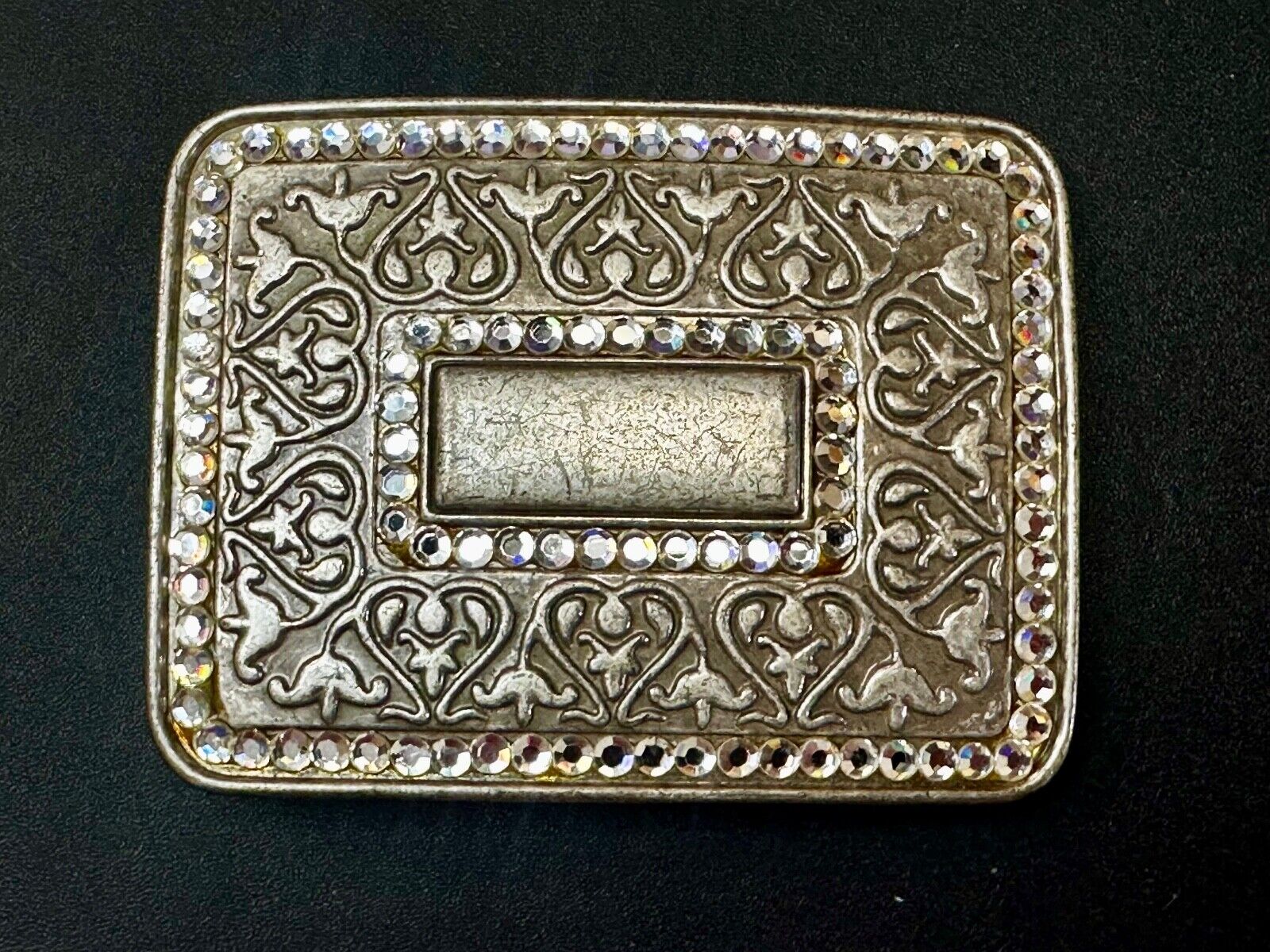 Vintage Floral flower swirl design belt buckle with two rhinestone boarders