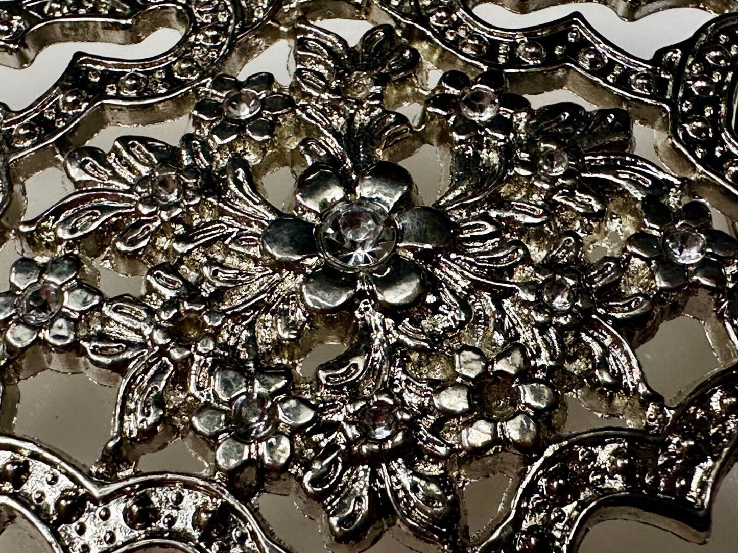 Victorian Style Flower Heart See-Through Ladies Belt Buckle Missing Rhinestone's