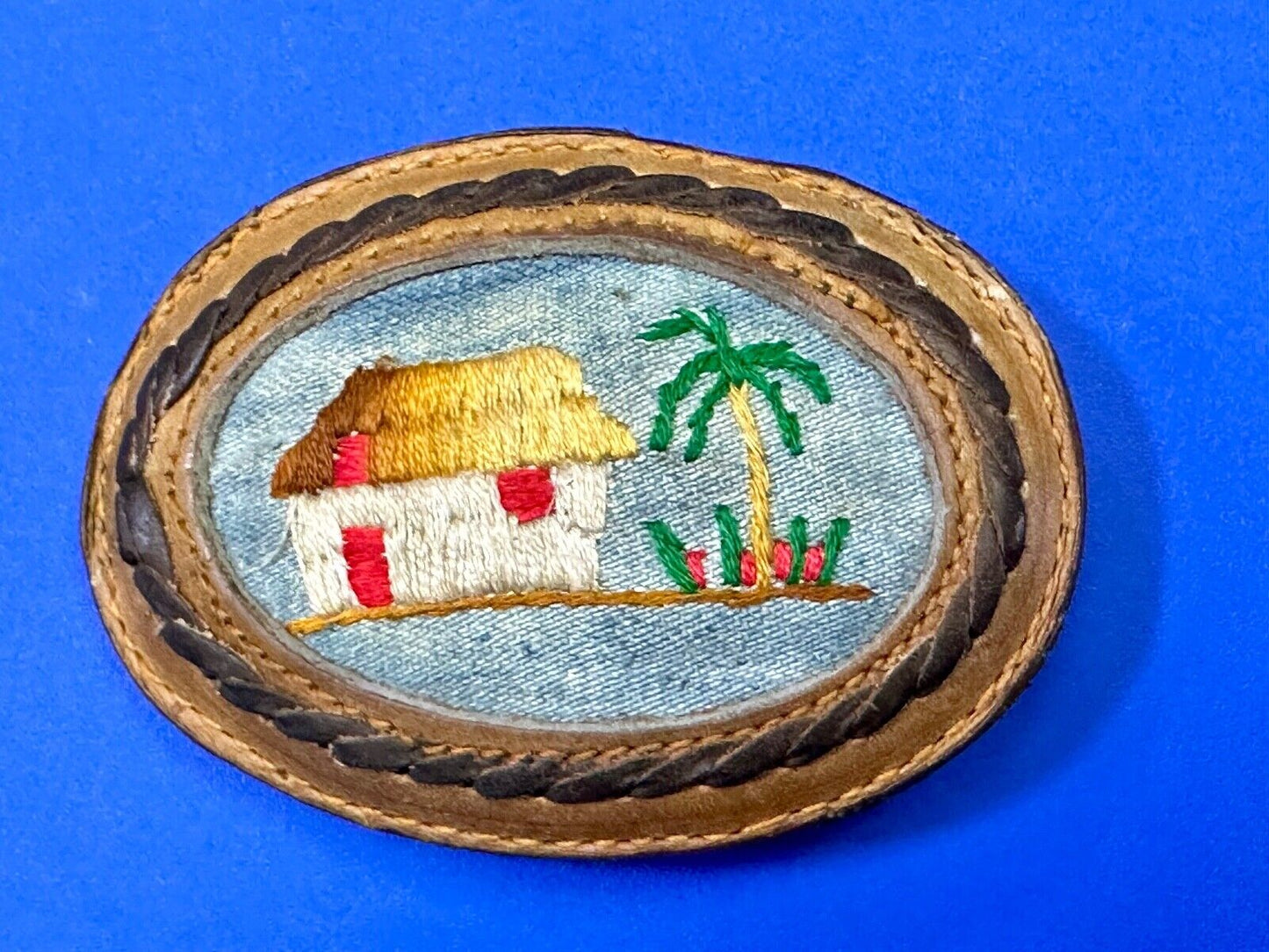 tropical vacation beach scene - QUALITY mixed leather oval belt buckle