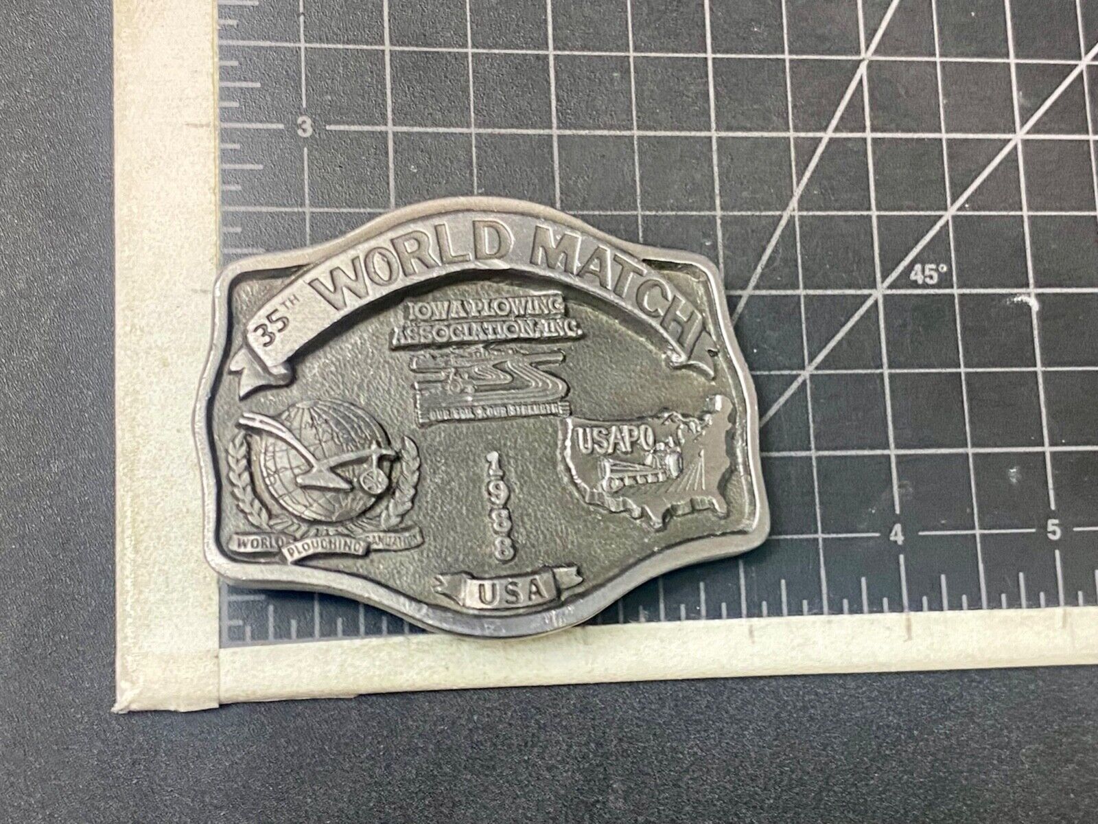 USA Plowing Organization IOWA USAPO  world match 1988 commemorative belt buckle