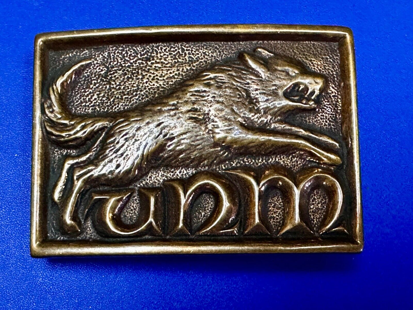 UNM Lobos University New Mexico  Vintage School Spirit Football Belt Buckle