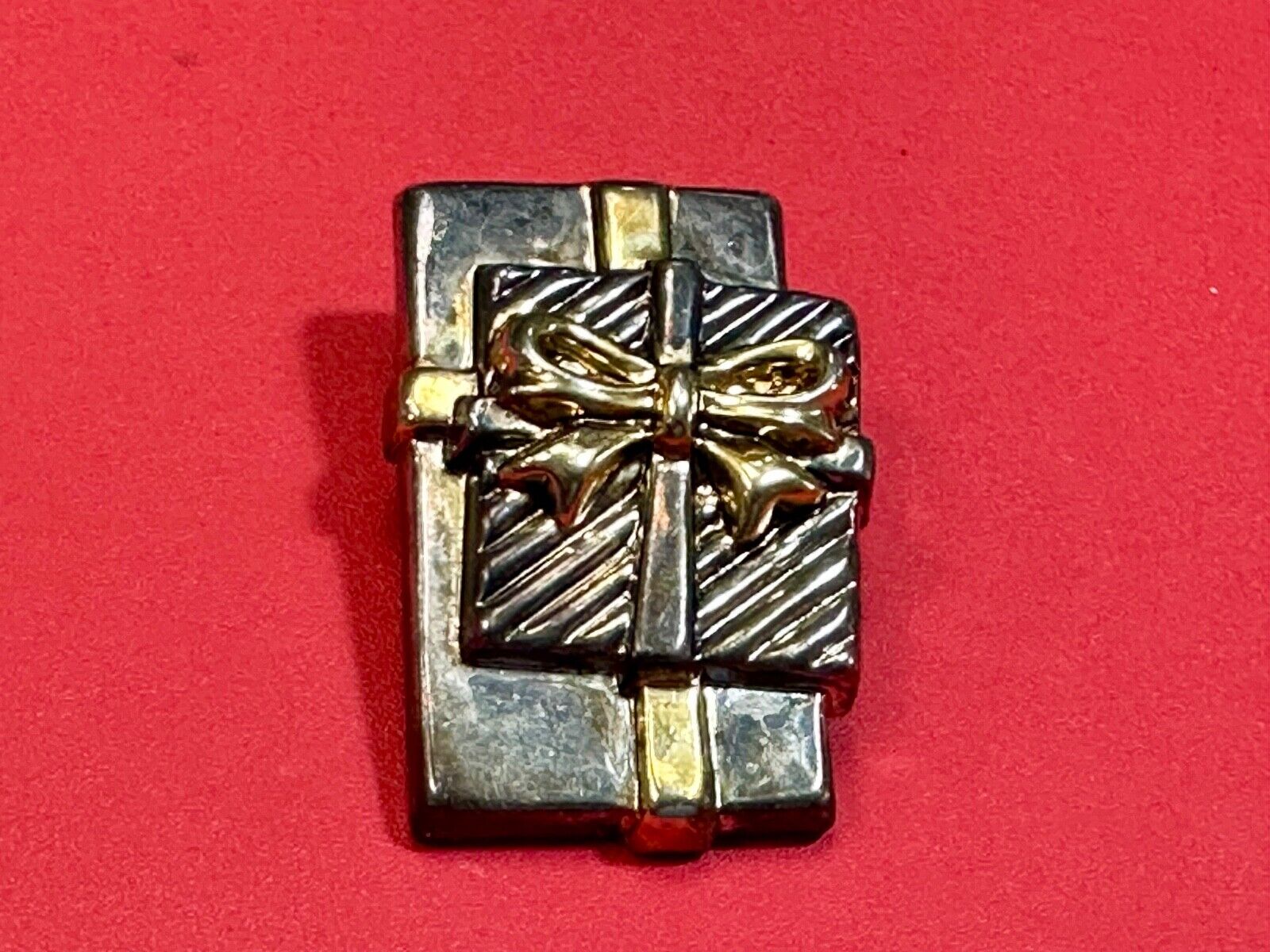 Vintage BEST Christmas Brooch Gift Present Gold Silver Two Tone Pin or PENDANT