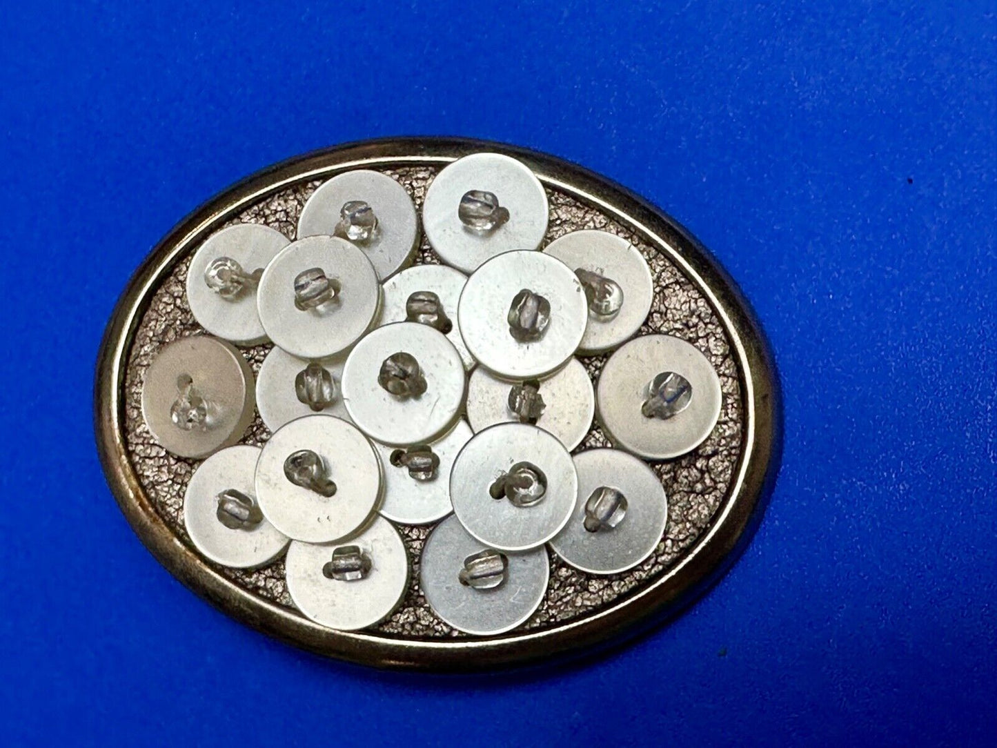 Artisan BUTTONS - seamstress silver tone oval belt buckle