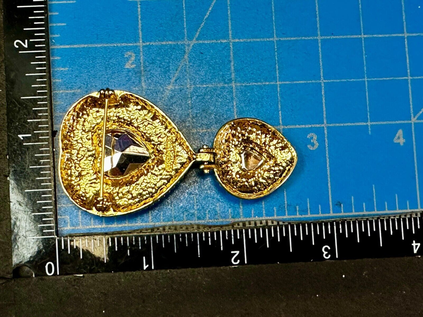 Victoria's Secret Double Heart Dangle Charm Red Ruby Large Gold Tone Brooch Pin
